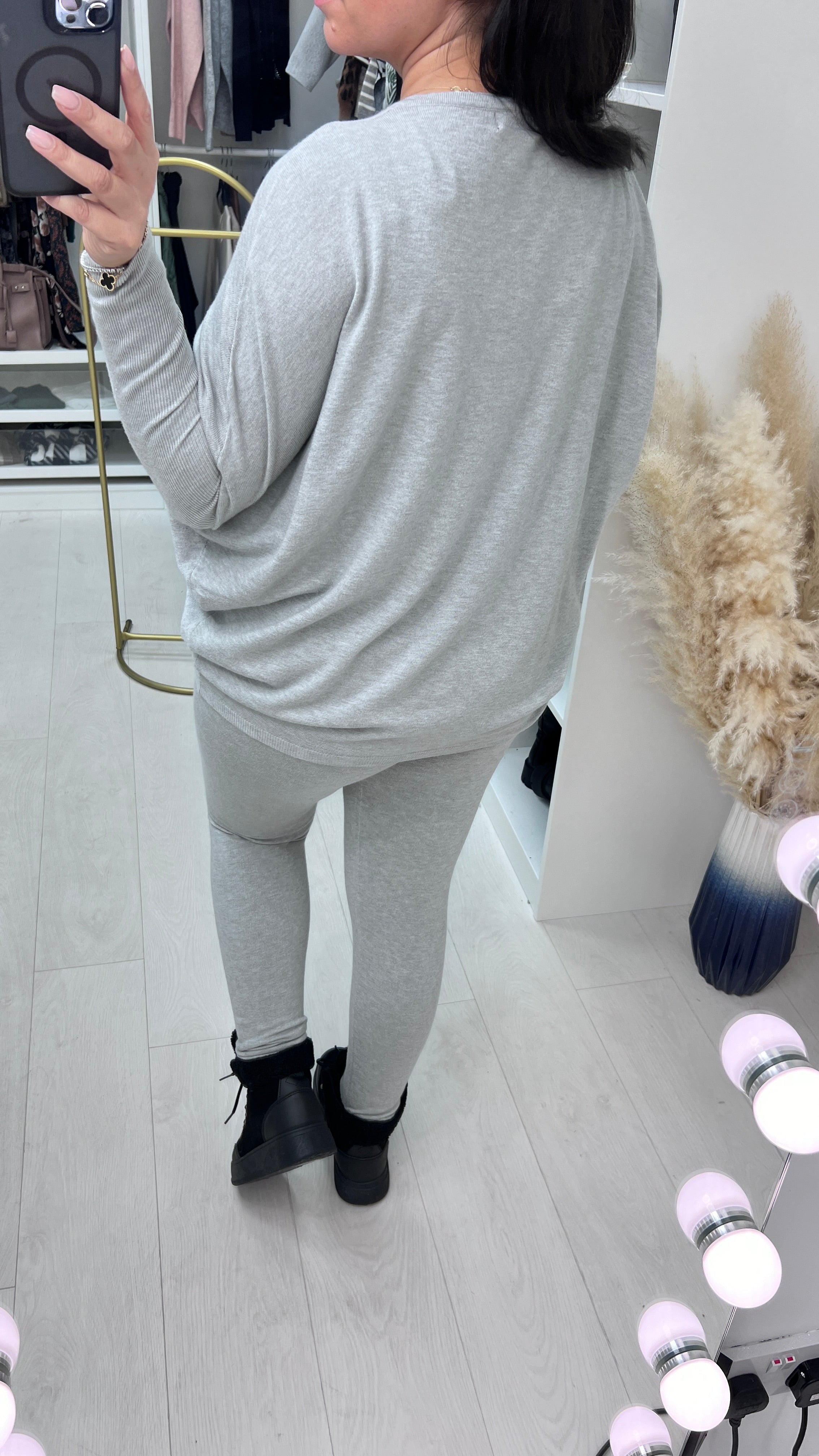 Armeena Sequin Lip Star Loungewear Set