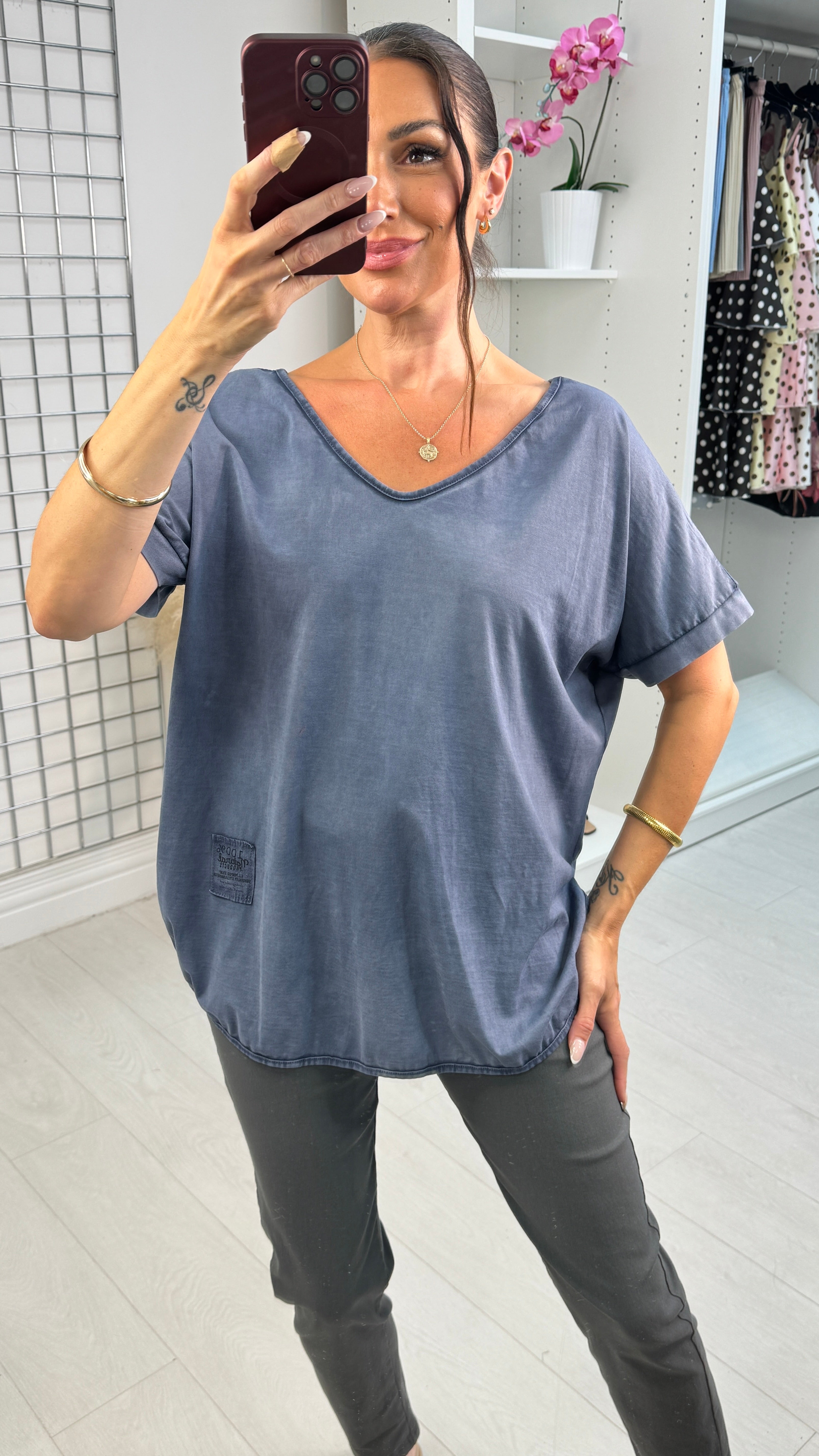 Uma Plain Loose Fit Dipped Hem Top