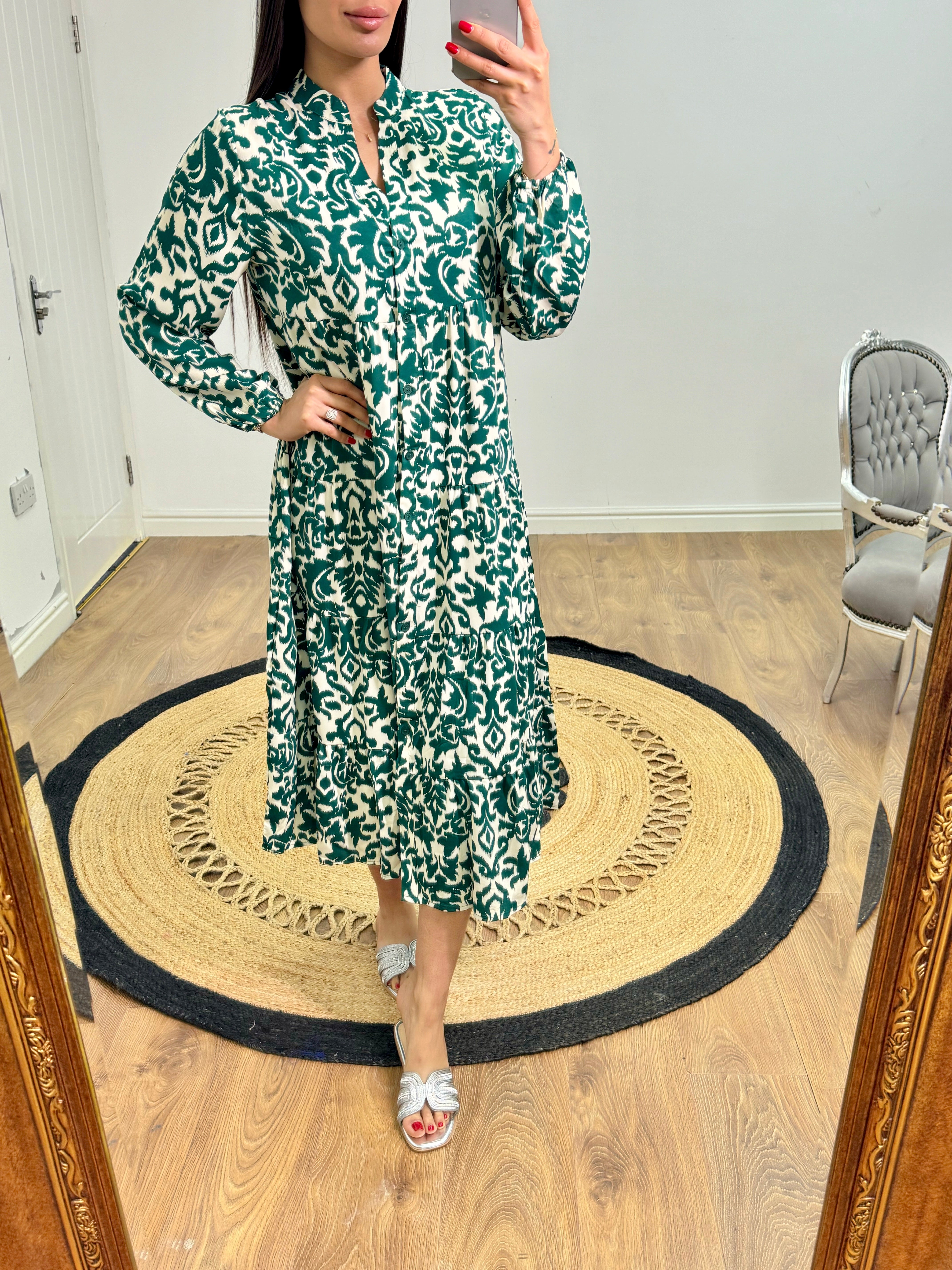 Earla V Neck Patterned Maxi Dress