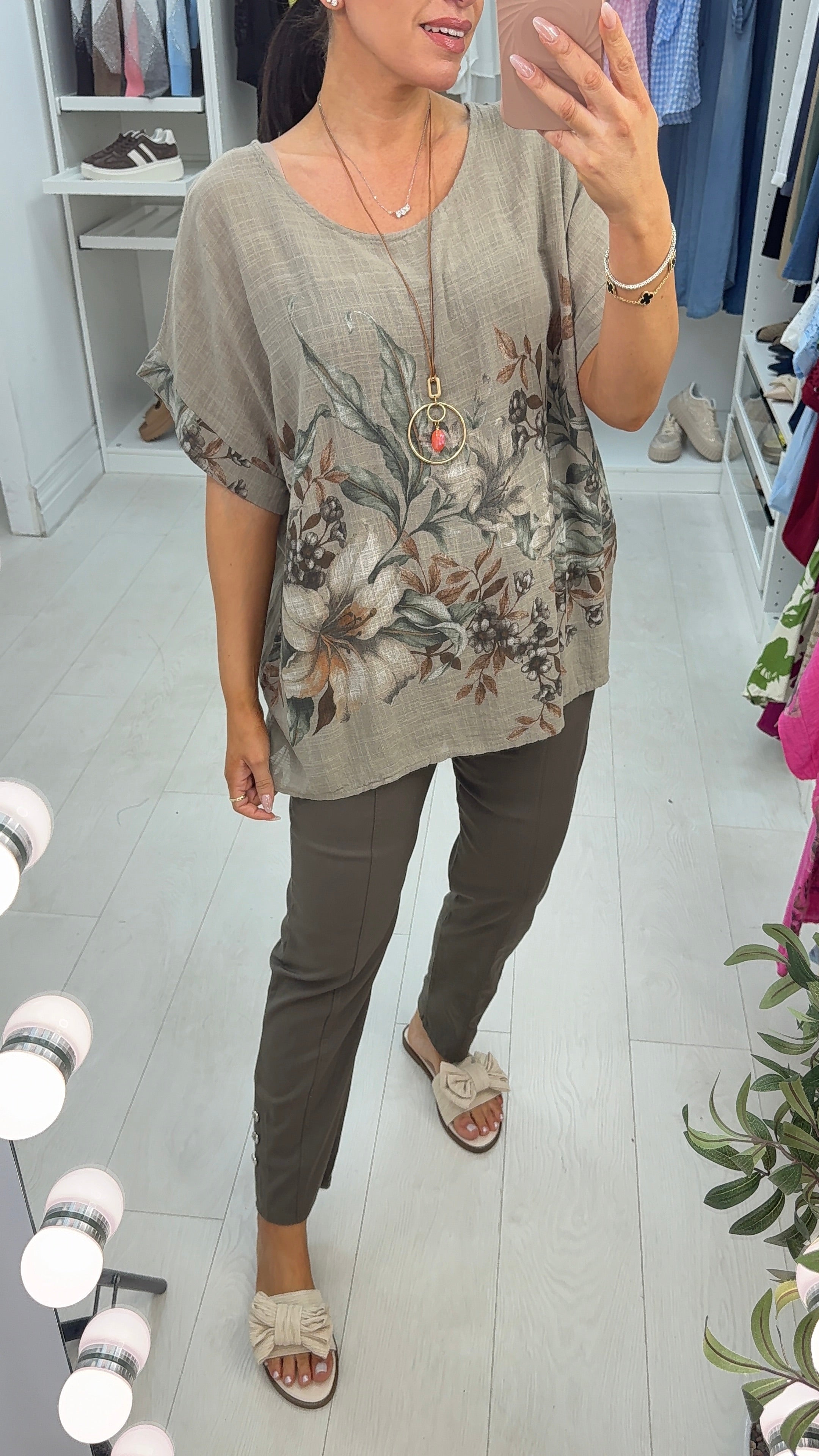 Sheila Floral Print Necklace Short Sleeve Top