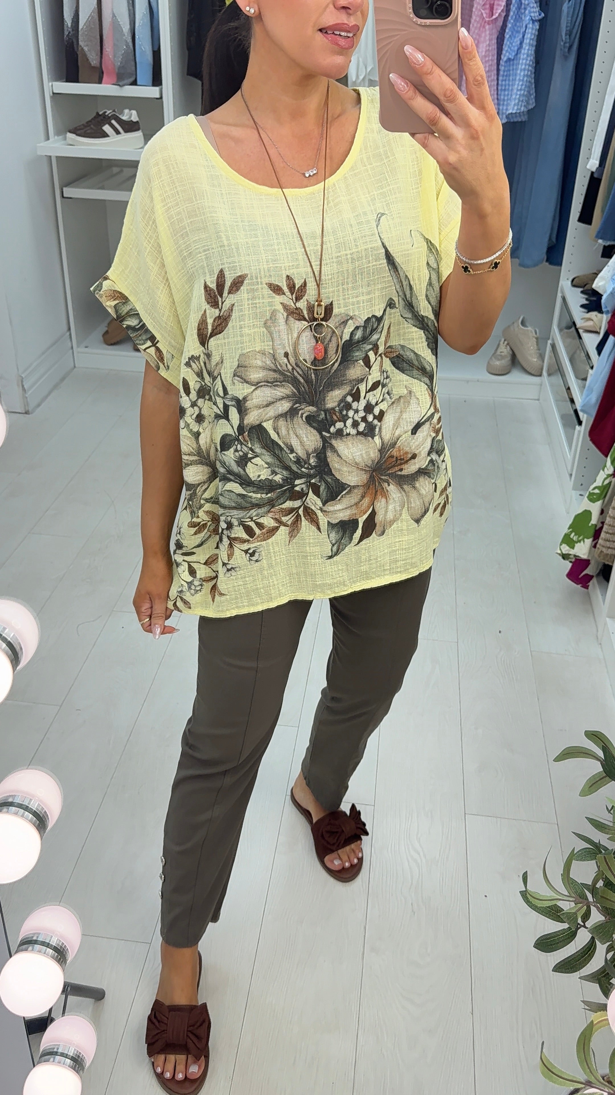 Sheila Floral Print Necklace Short Sleeve Top