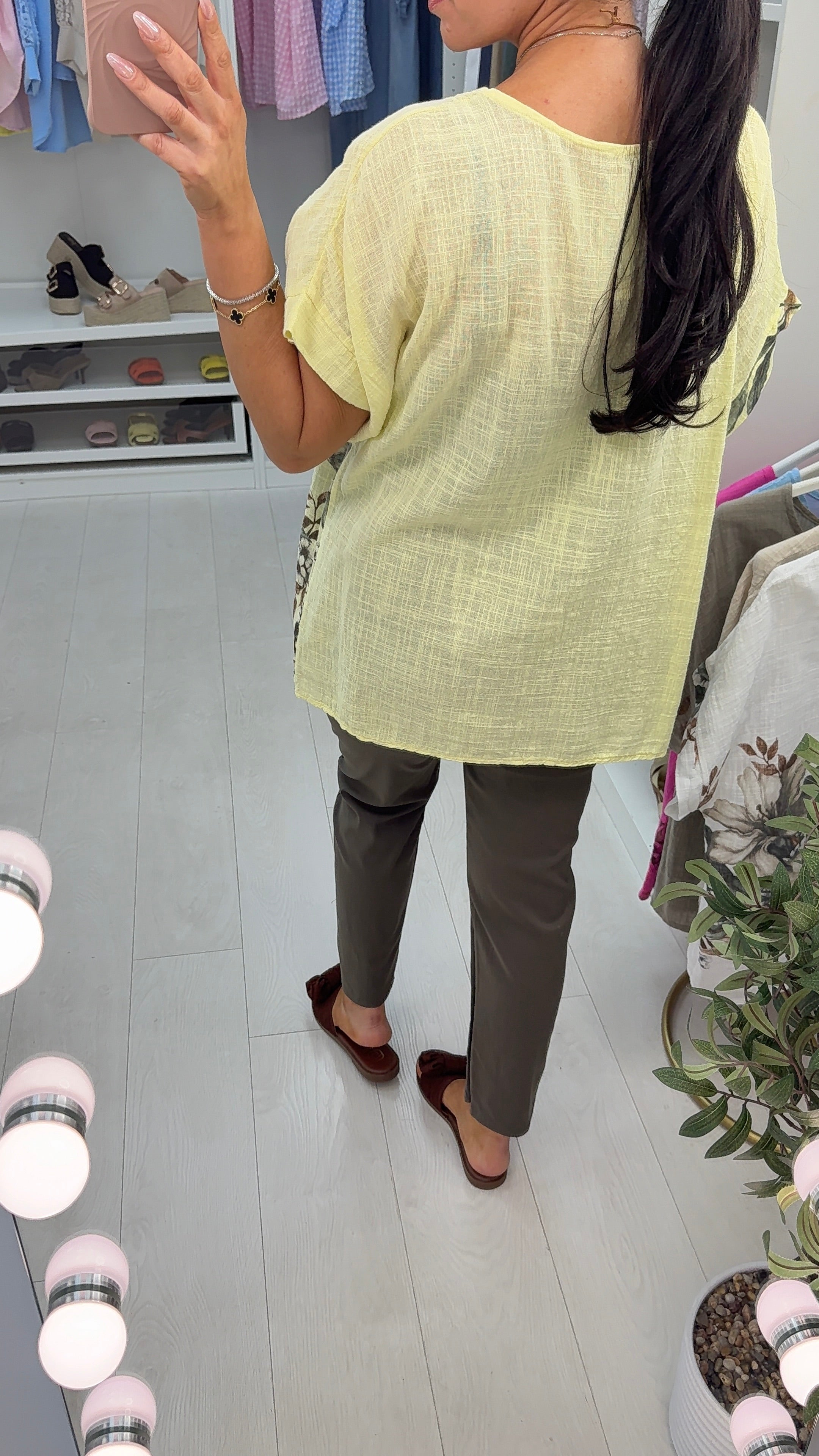 Sheila Floral Print Necklace Short Sleeve Top