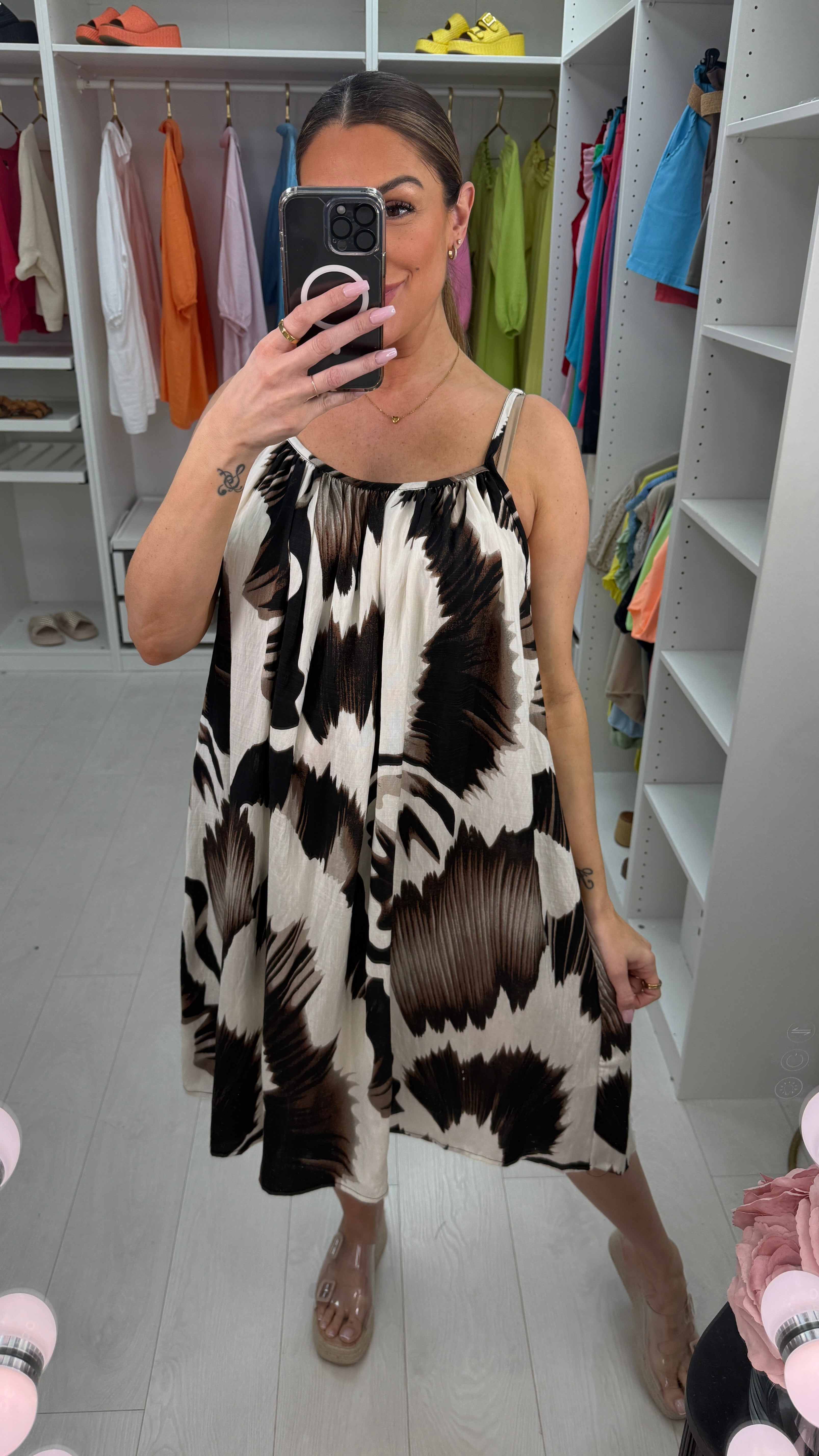 Novana Strappy Abstract Print Midi Dress