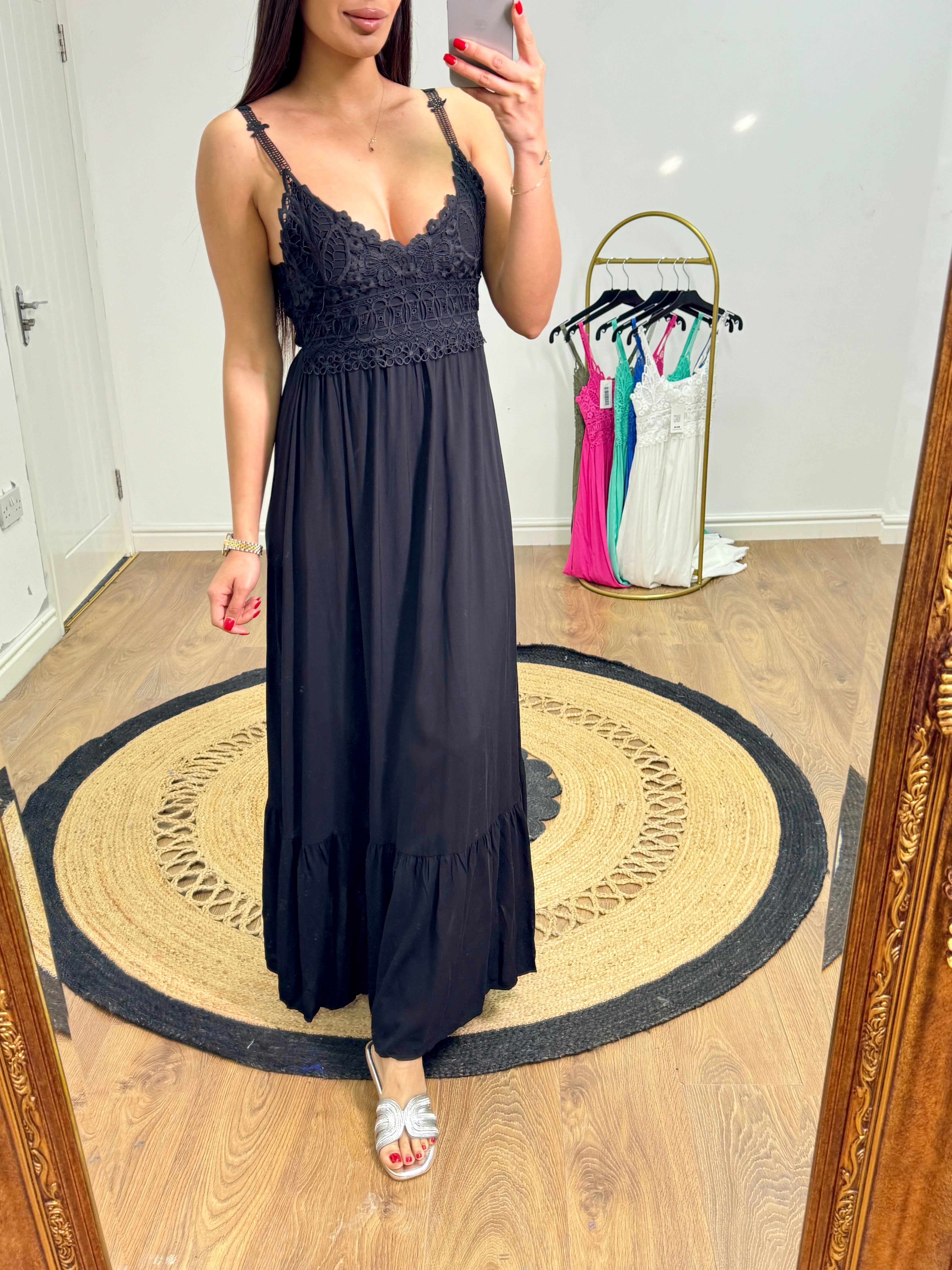 Eva Plain Long Dress With Lace Bust