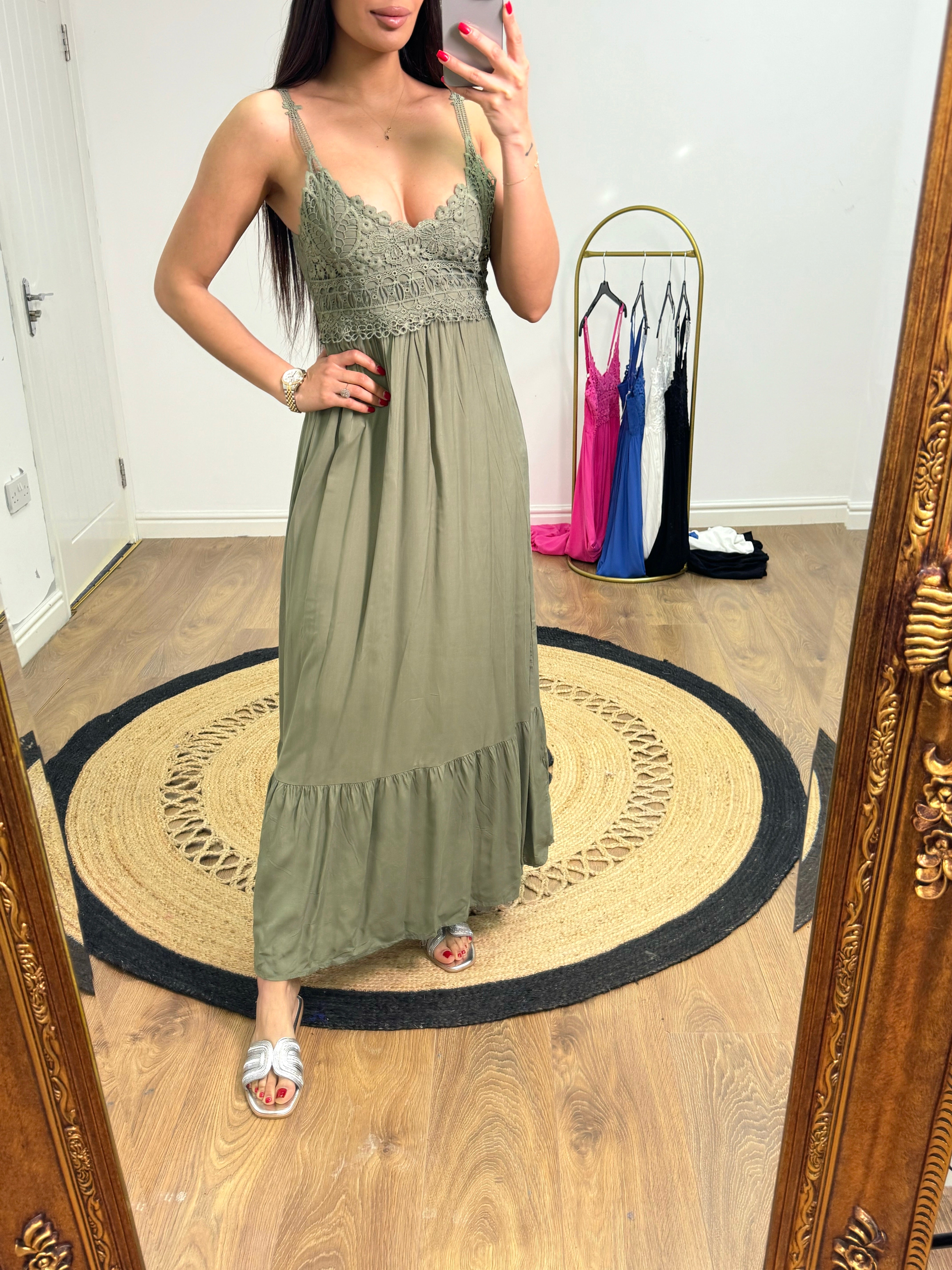 Eva Plain Long Dress With Lace Bust