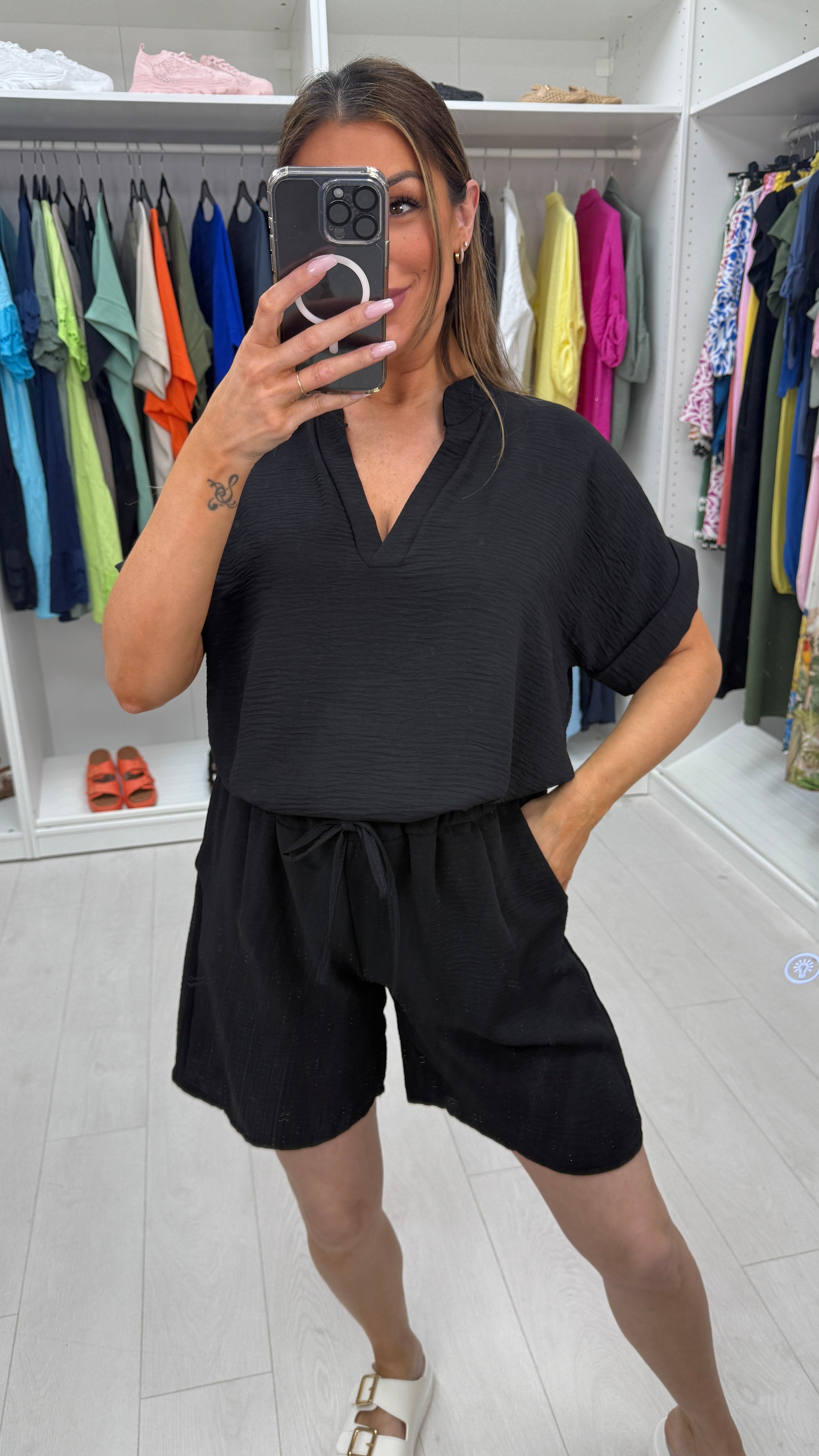 Izbel Plain Crepe Short Set