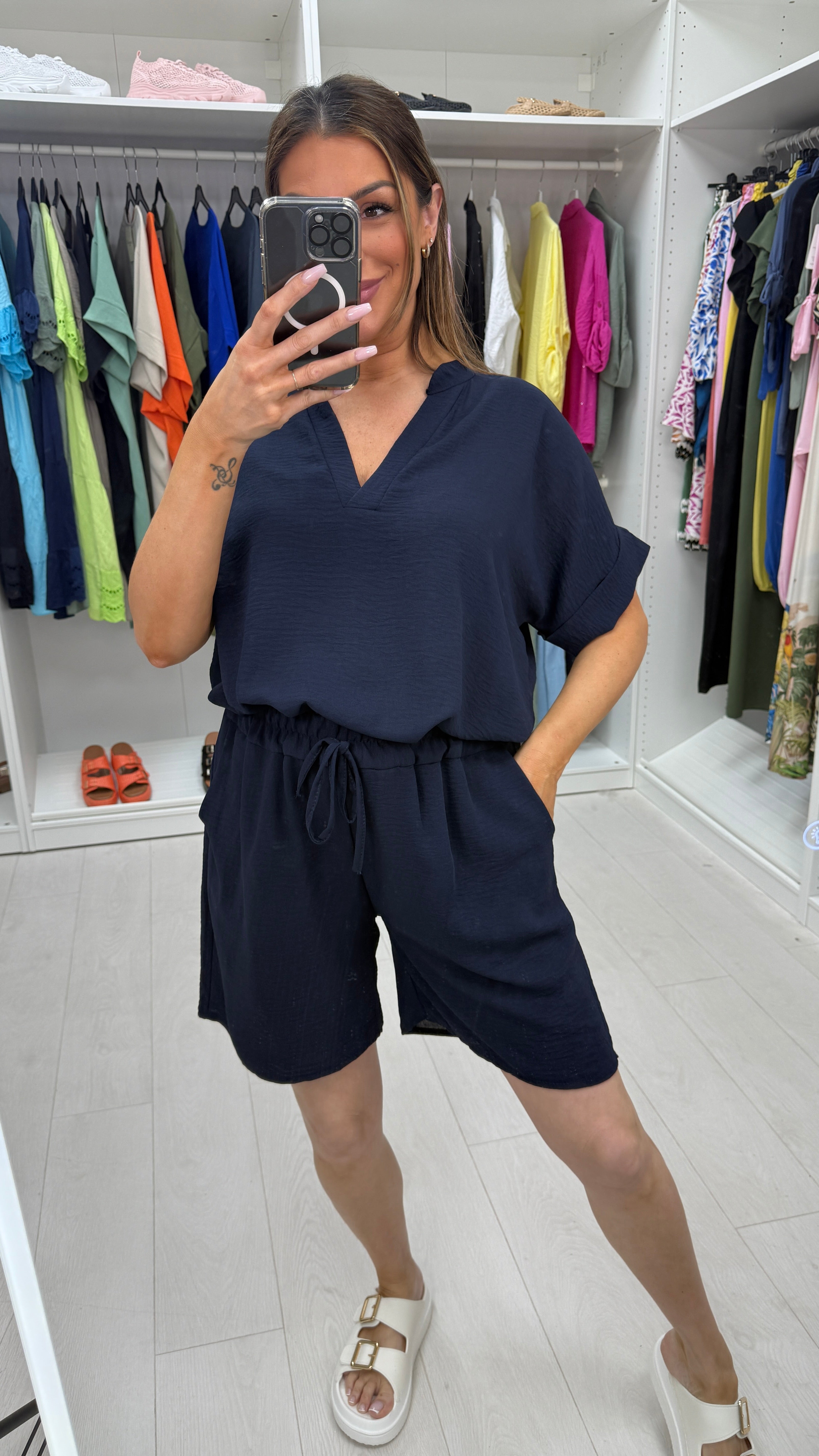 Izbel Plain Crepe Short Set