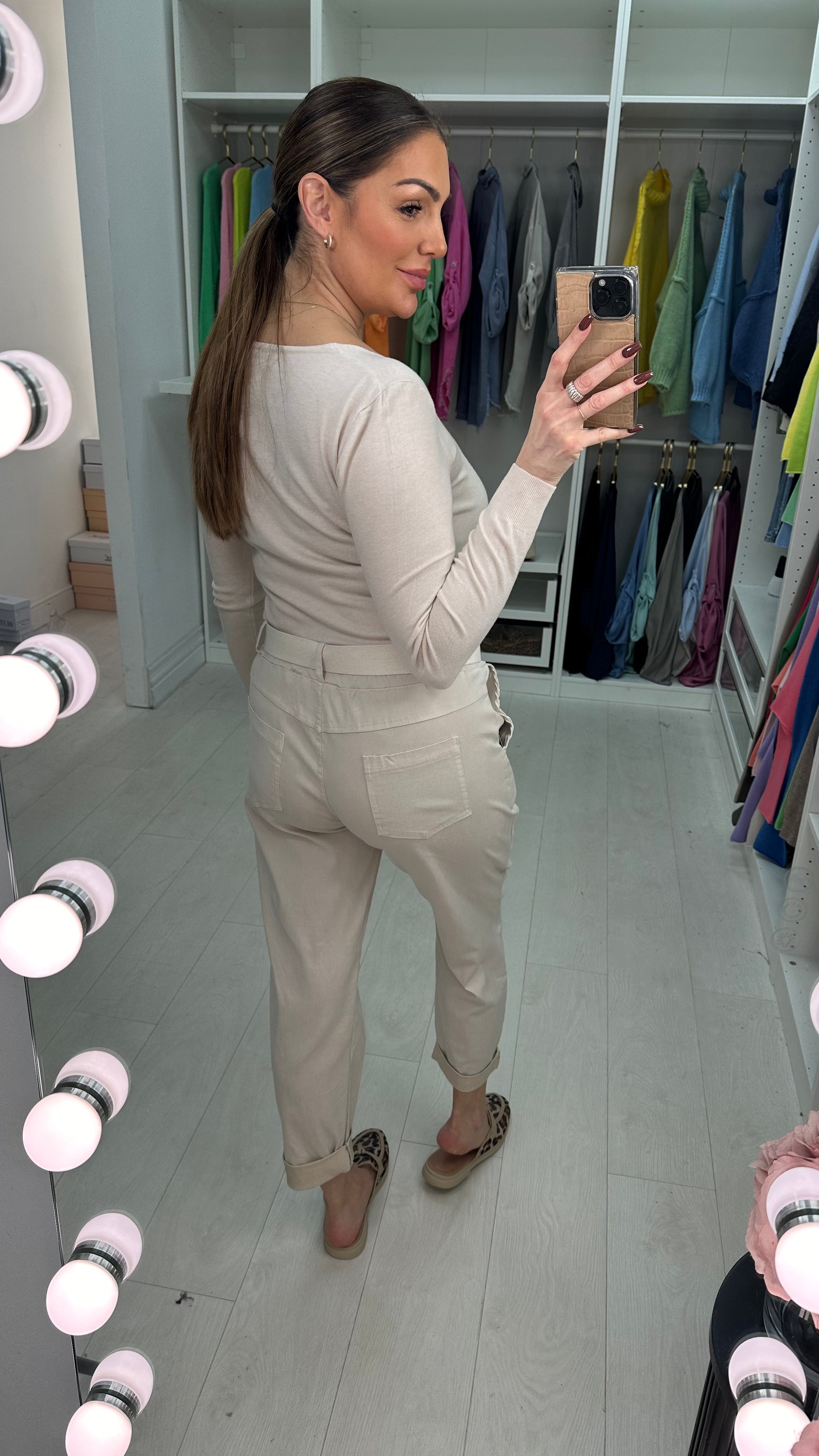 Amor Plain Magic Fit Belted Trousers