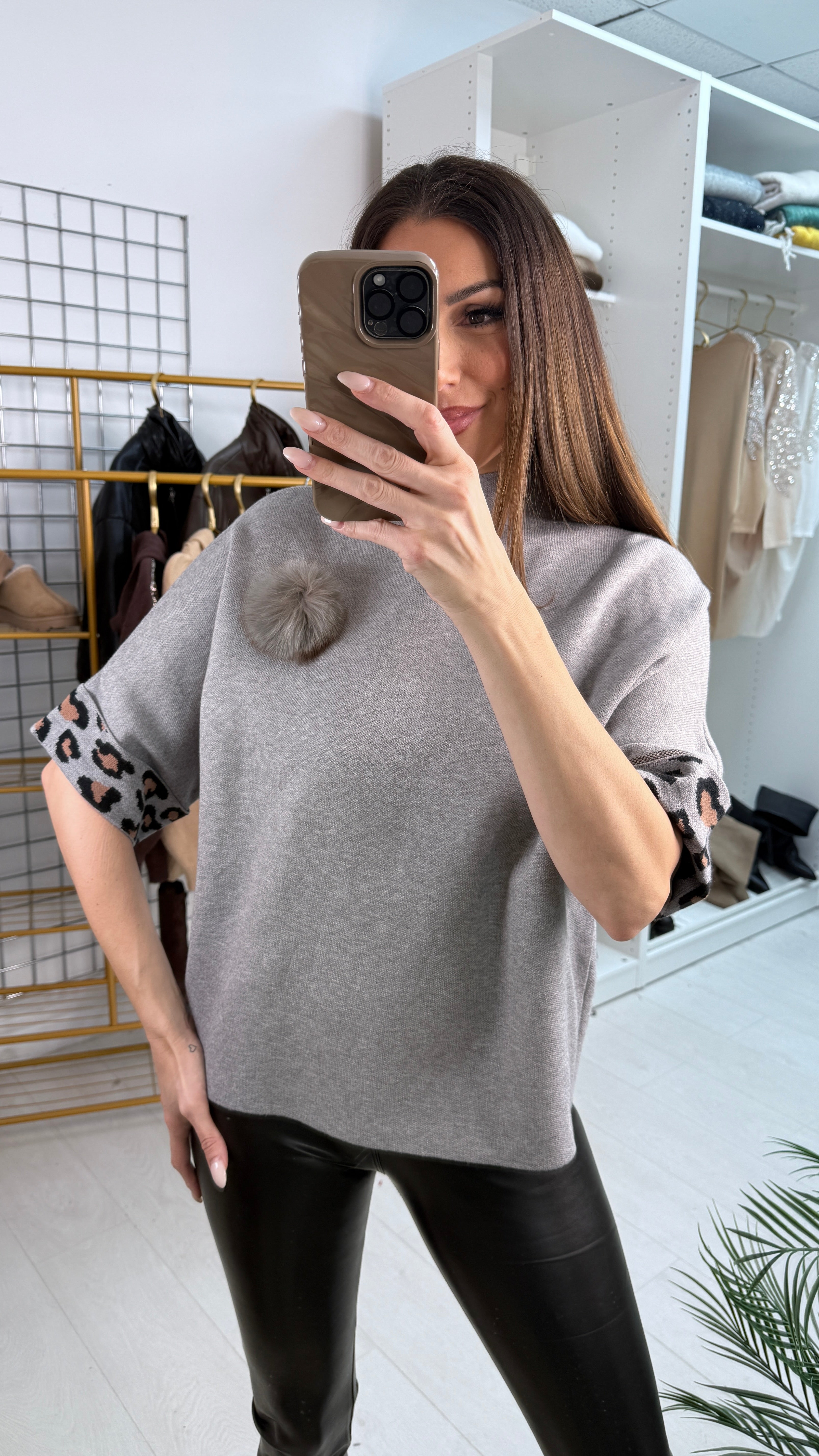 Briana Leopard Detail & Brooch 3/4 Sleeve Jumper