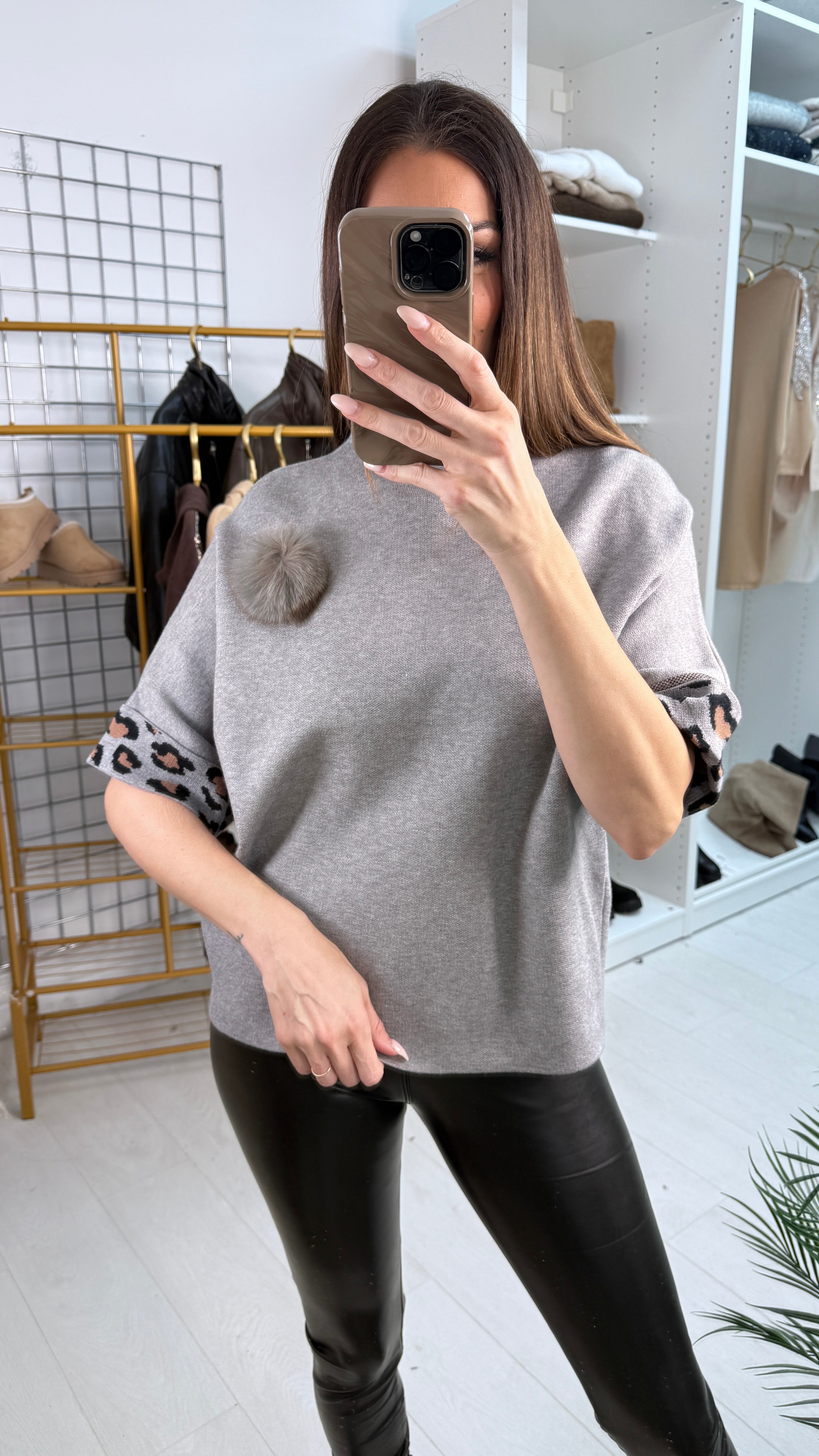 Briana Leopard Detail & Brooch 3/4 Sleeve Jumper