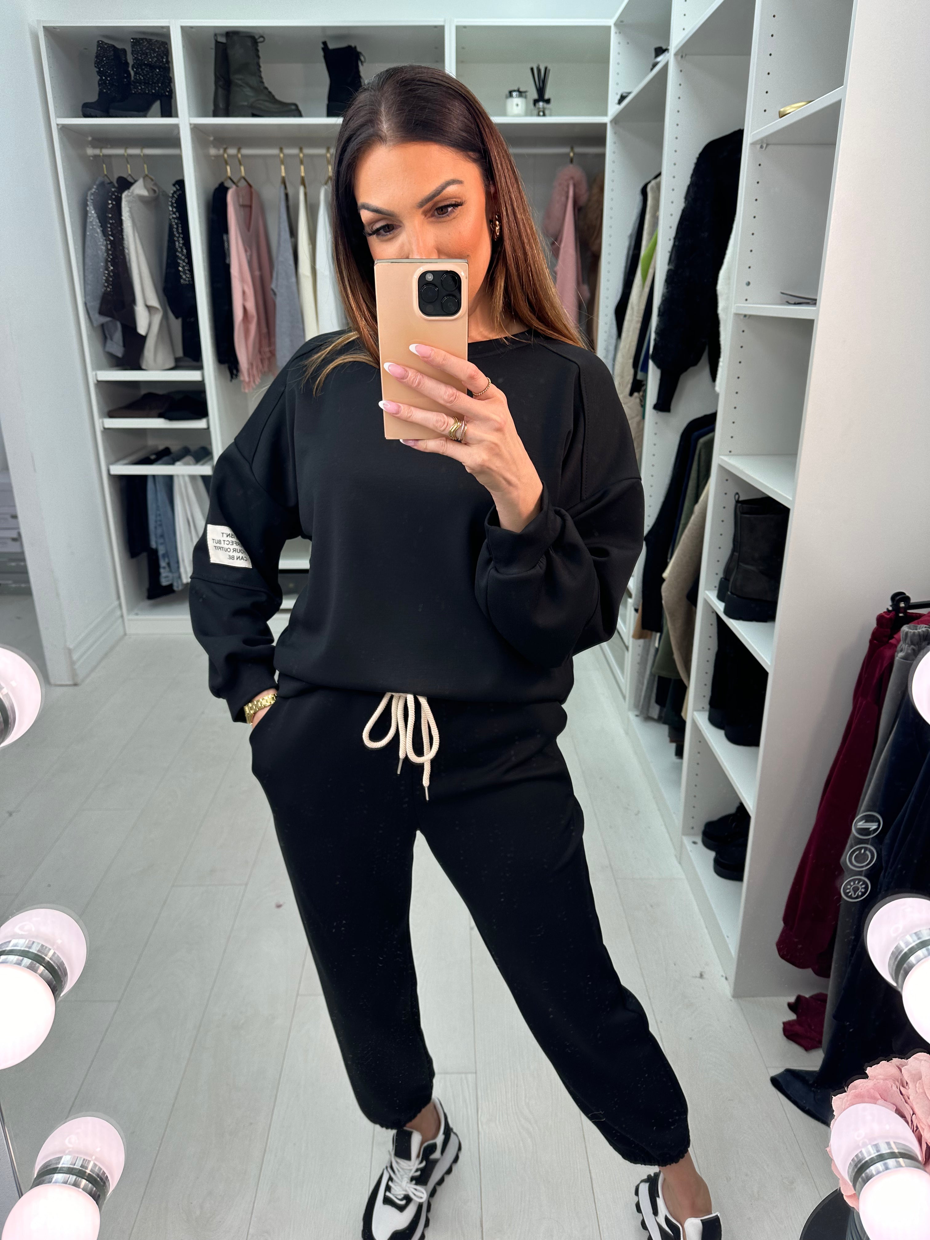 Kingston Plain Sweatshirt And Jogger Set