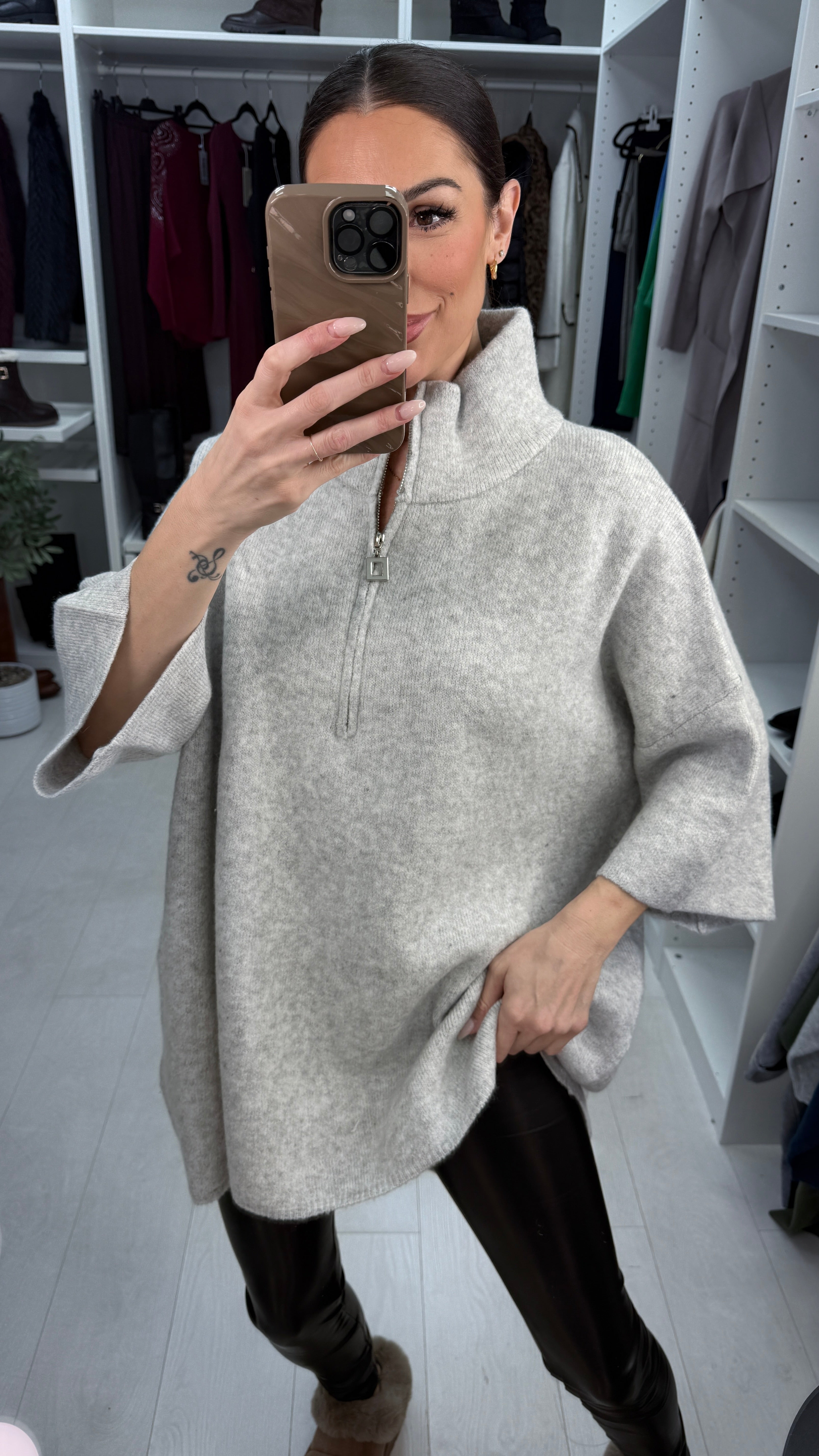 Pria Plain Loose Fit Longline Zip Front Jumper