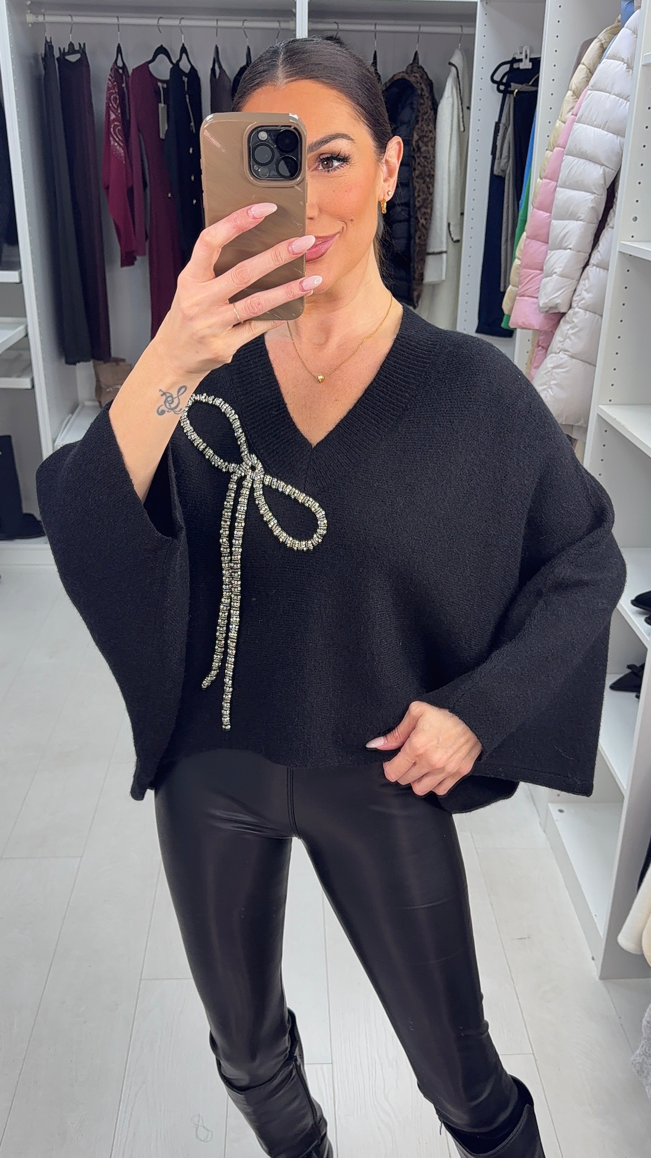 Brenae Embellished Bow Detailed Loose Fit Jumper