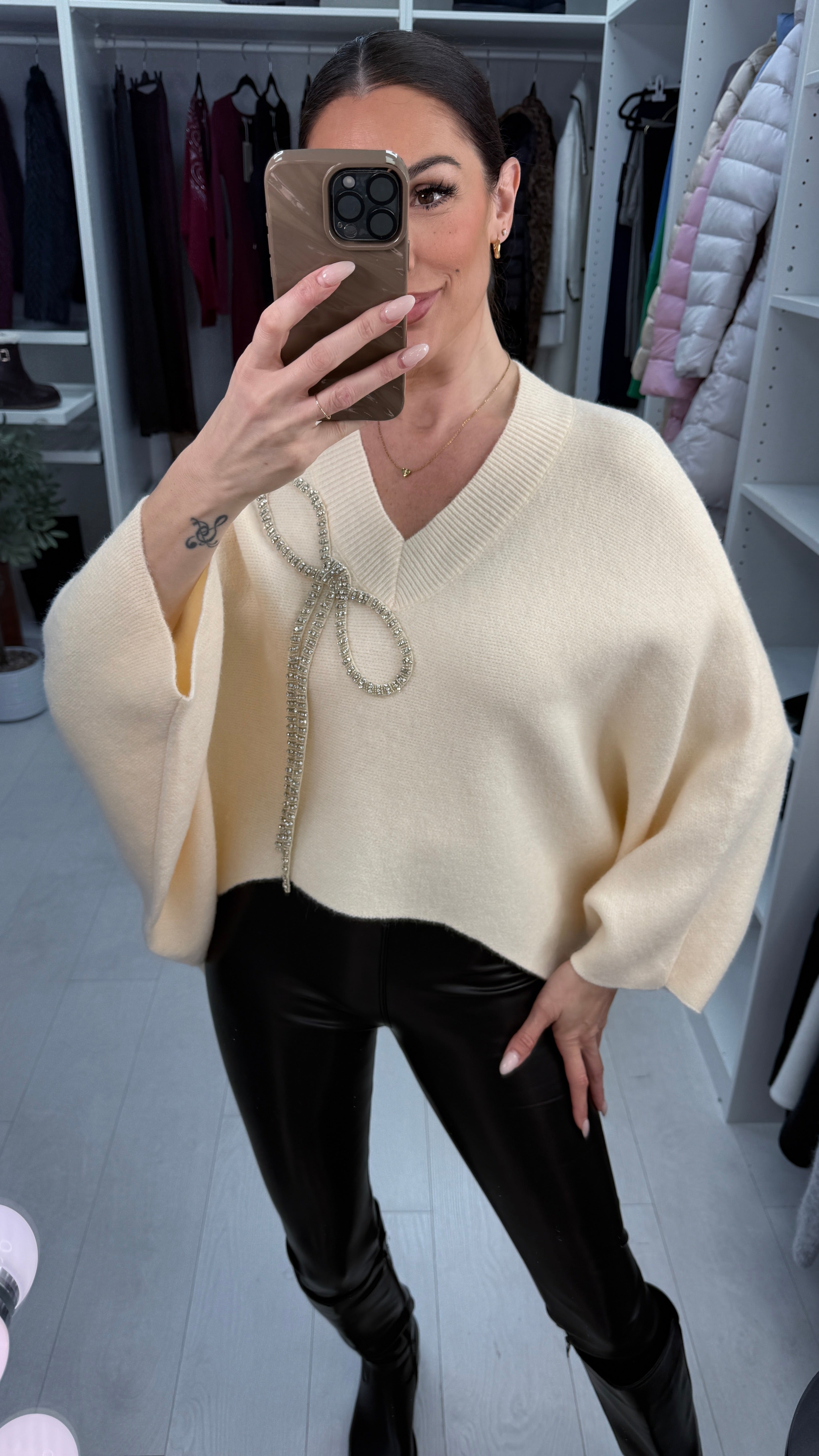 Brenae Embellished Bow Detailed Loose Fit Jumper