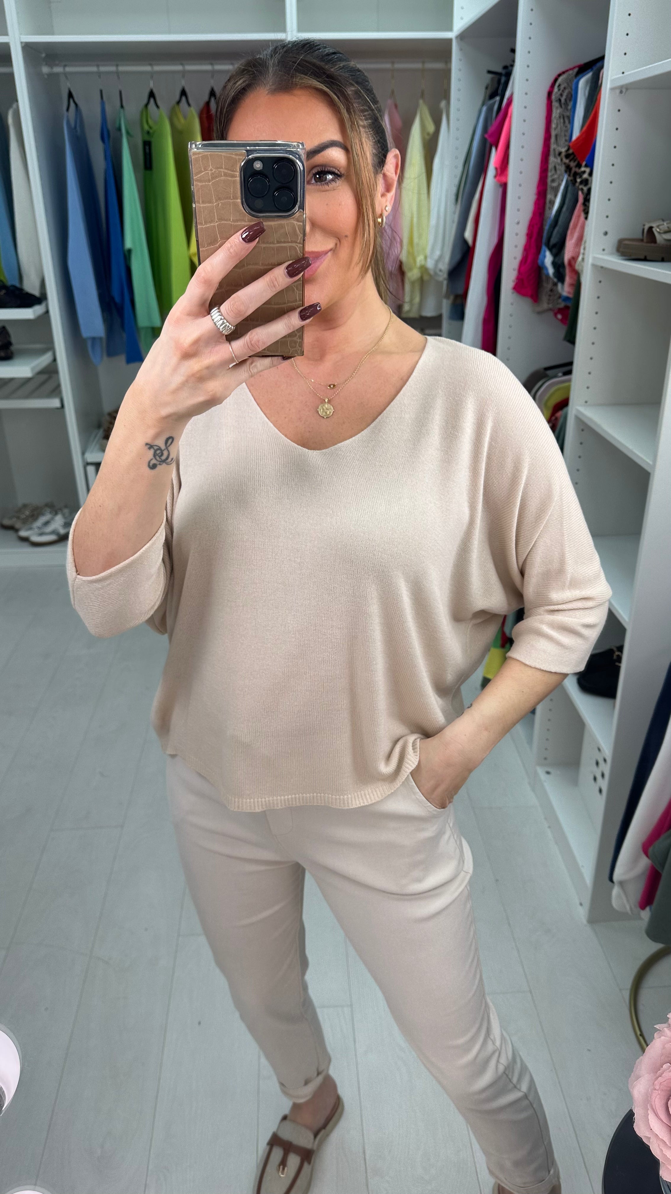 Tarria Plain V Neck Thin Knit Jumper