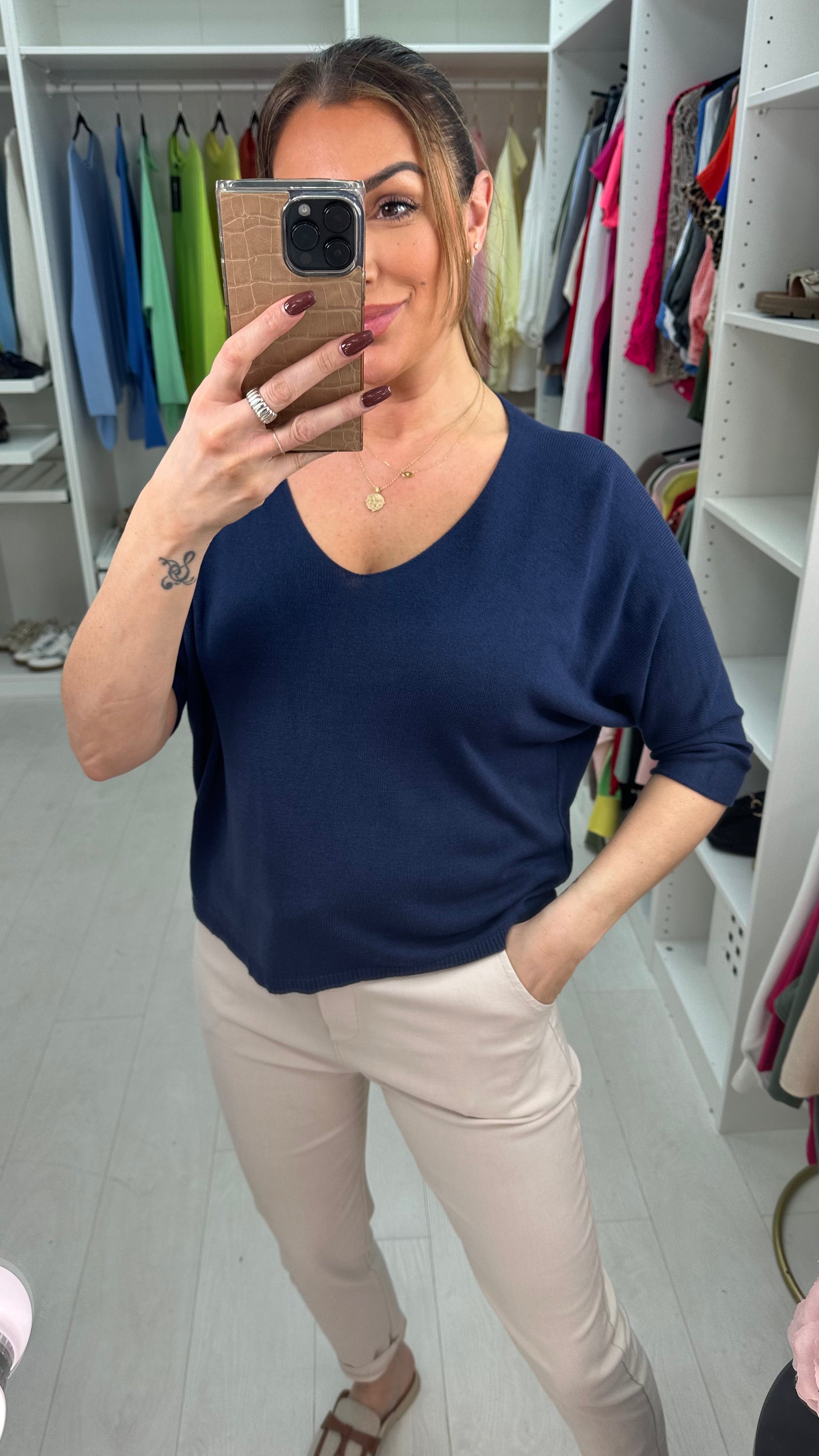 Tarria Plain V Neck Thin Knit Jumper