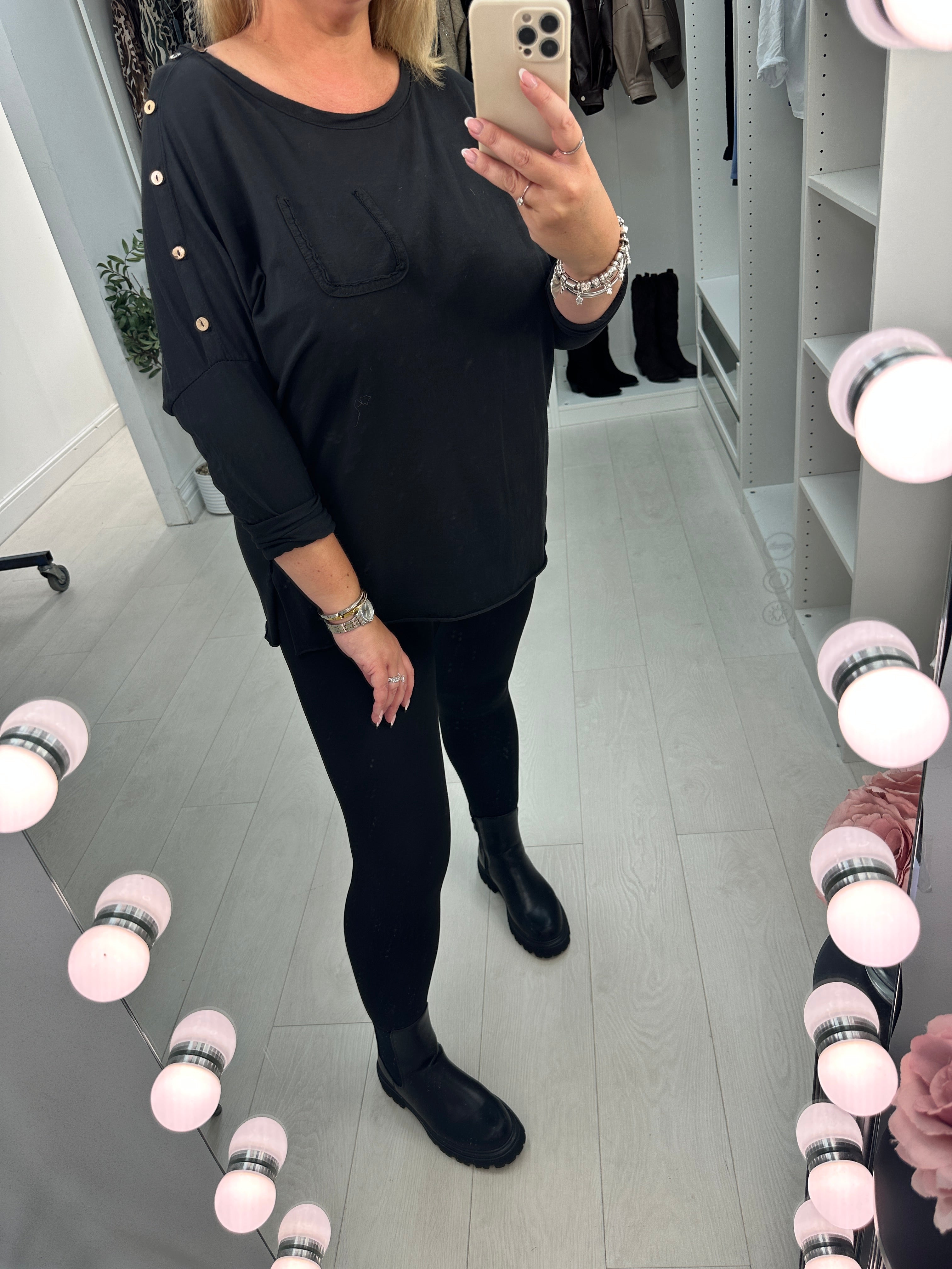 Pippy Plain Button Detail Long Sleeve Top