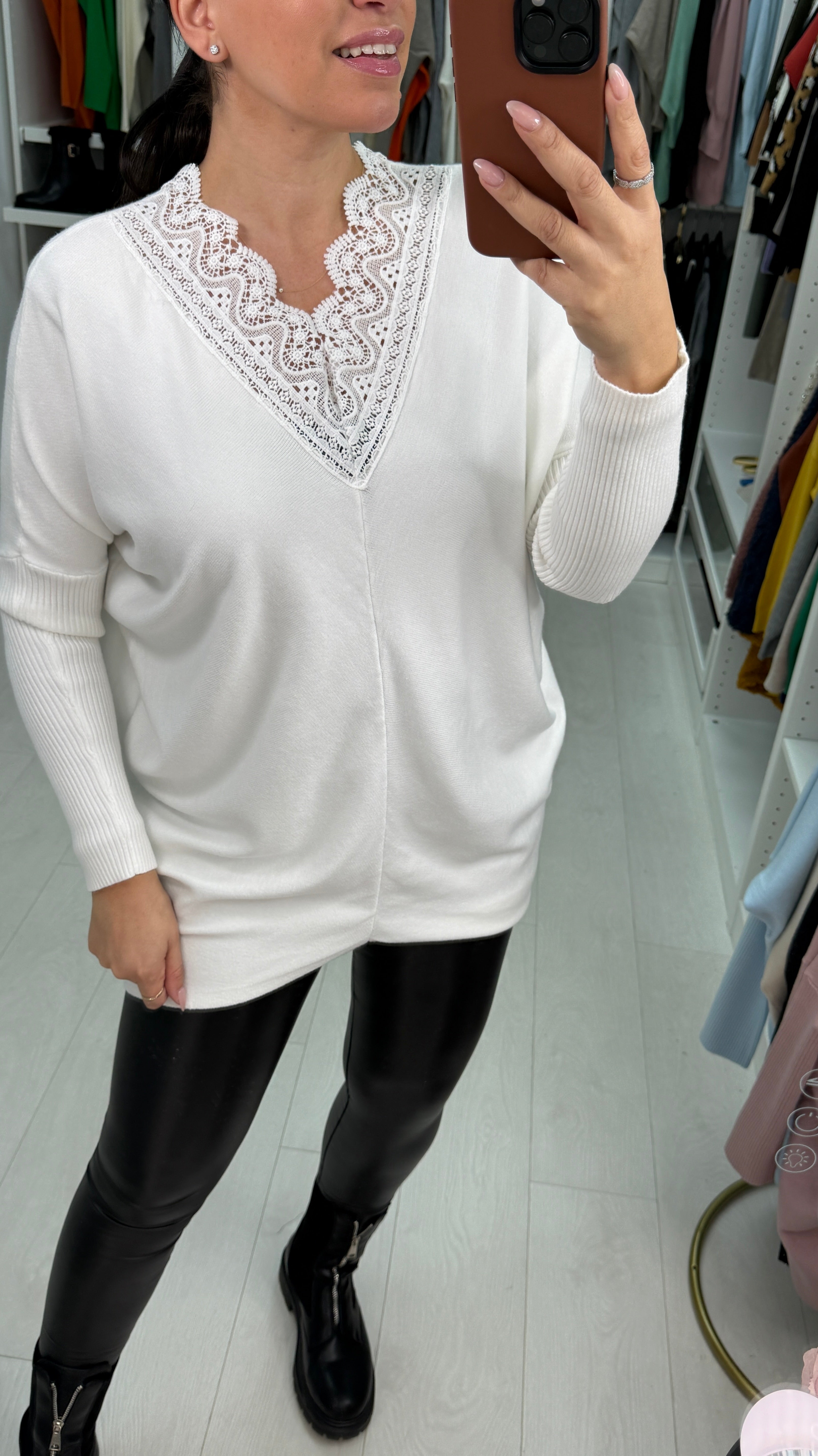 Cruise Crochet Detailed V Neck Jumper