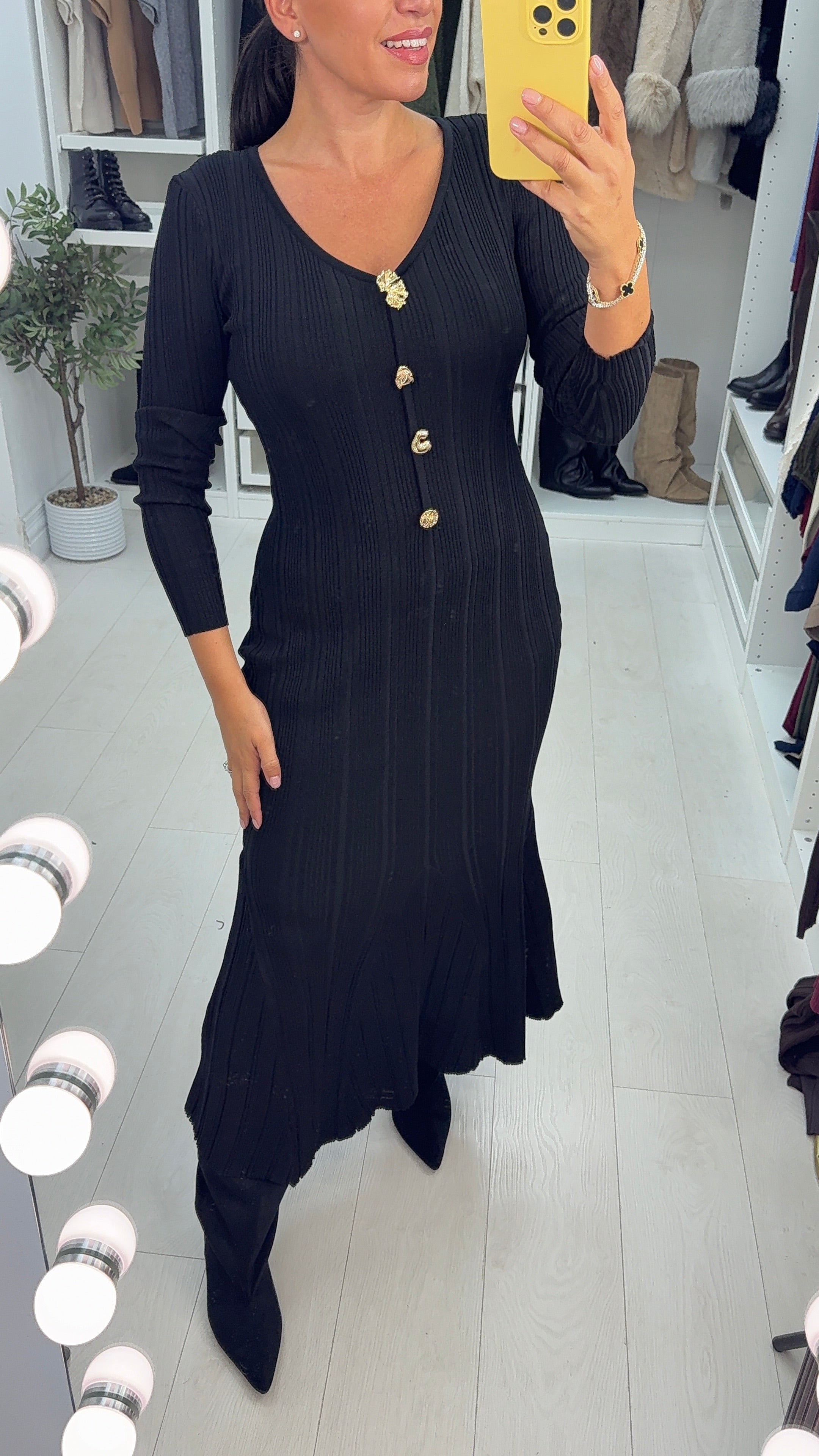 Emiliana V Neck Ribbed Knit Maxi Dress