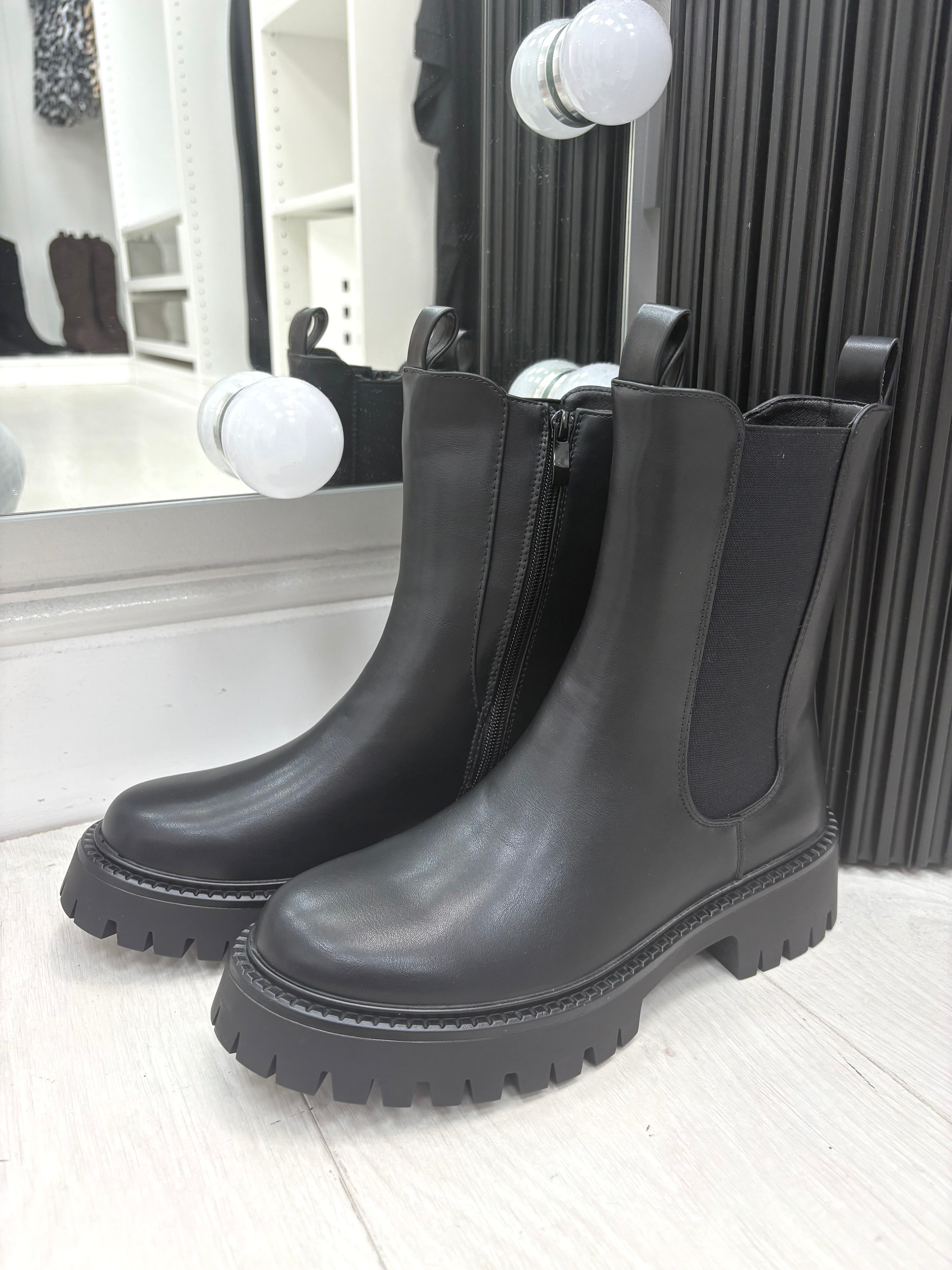 Andella Faux Leather Chelsea Boots