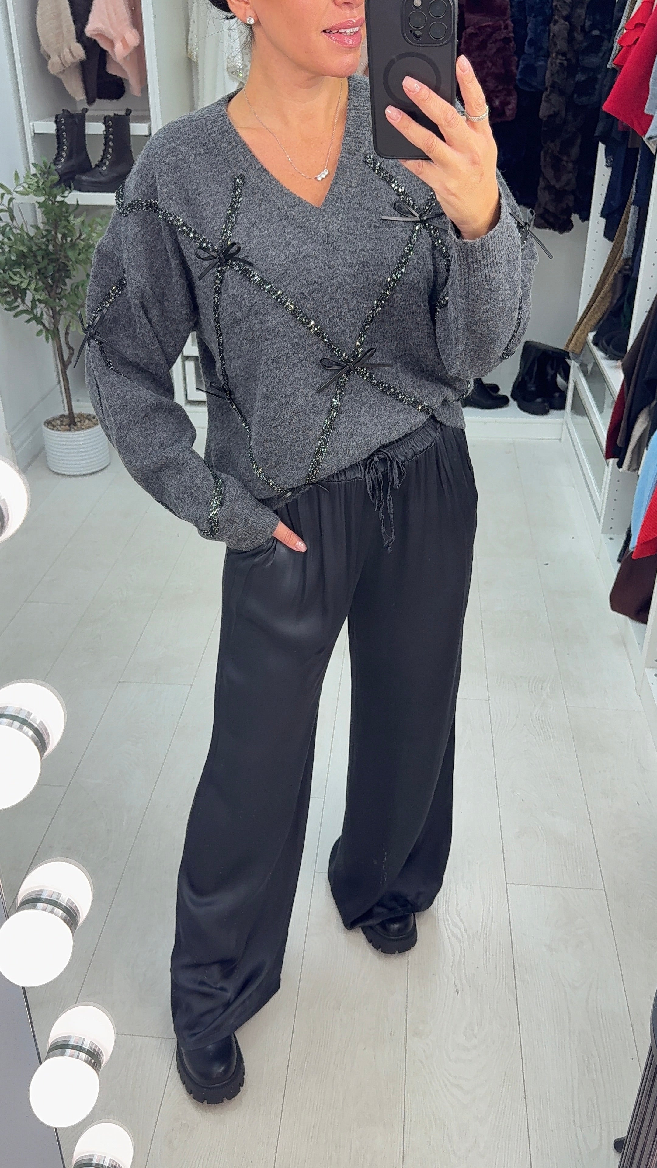 Norie Bow Embellished V Neck Jumper