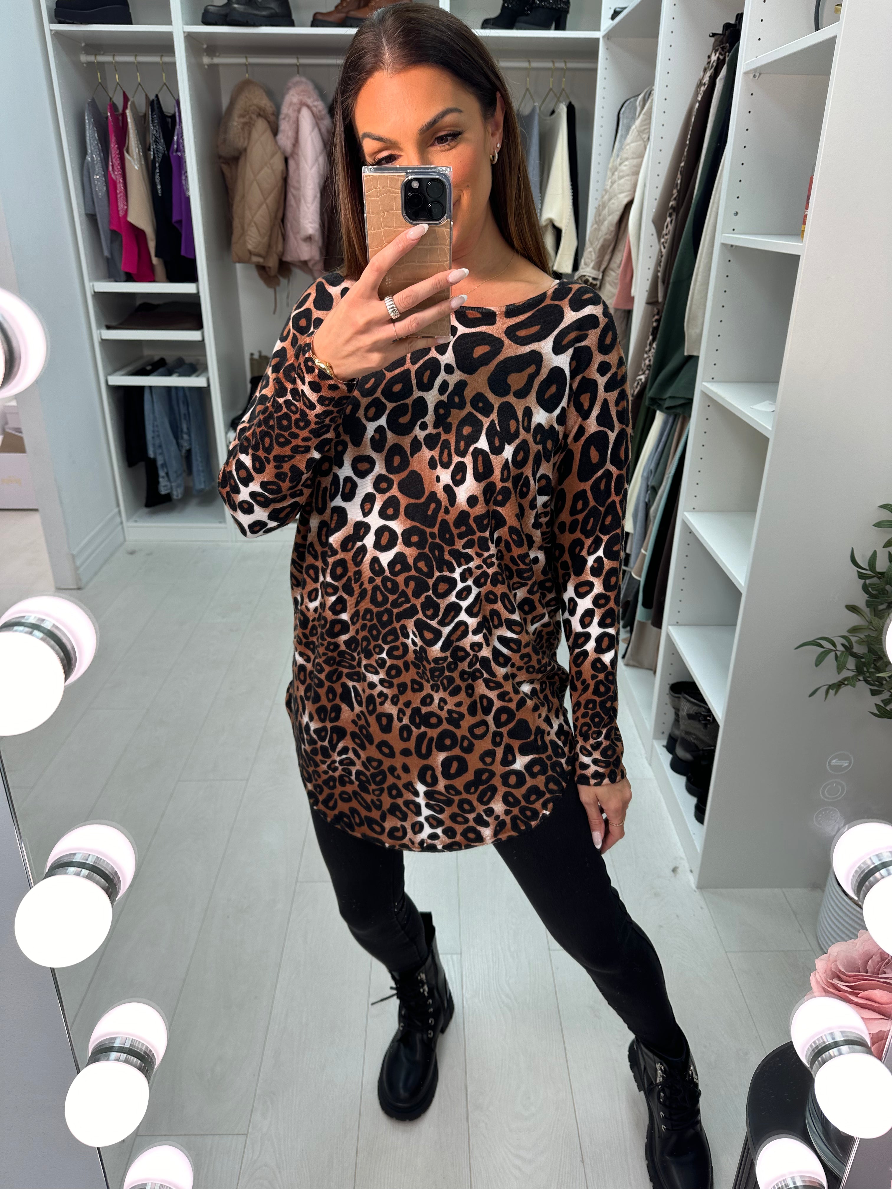 Collins Super Soft leopard Print Scooped Hem Knitted Jumper
