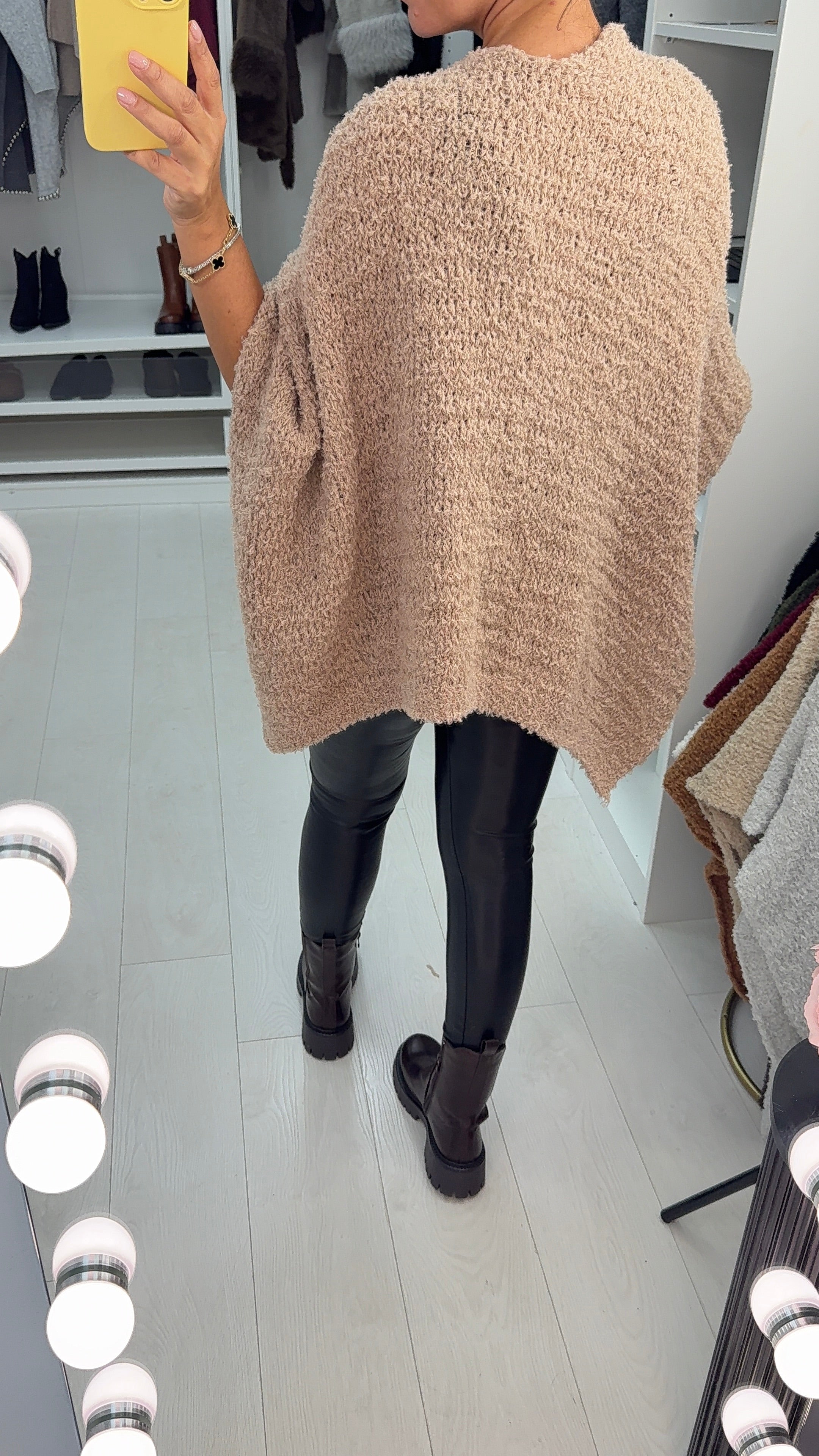 Samona Boucle Super Soft Poncho