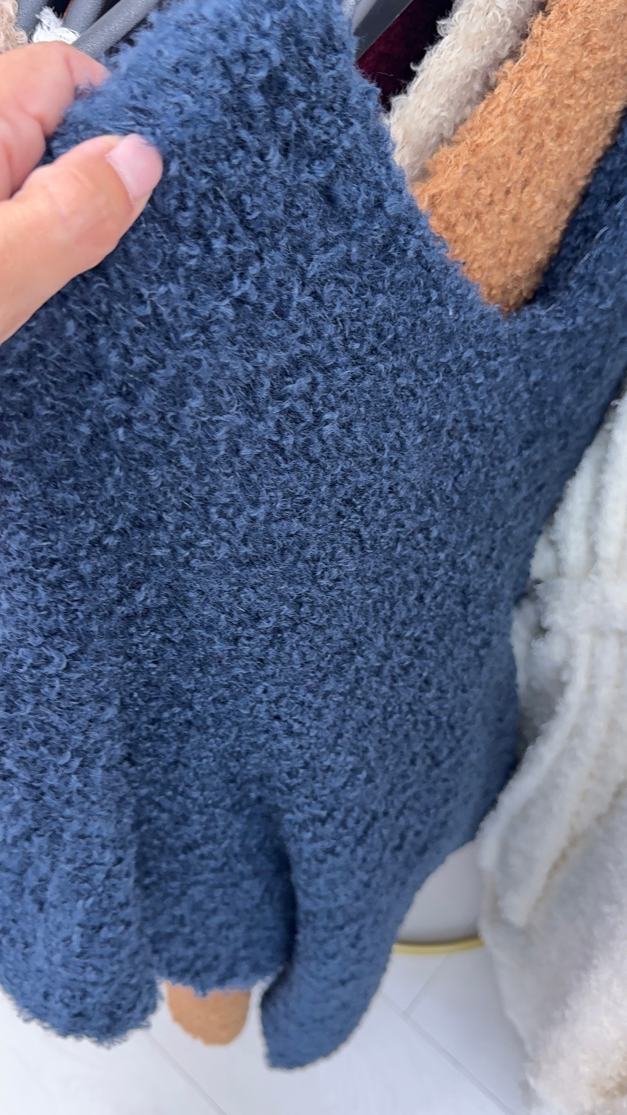 Samona Boucle Super Soft Poncho