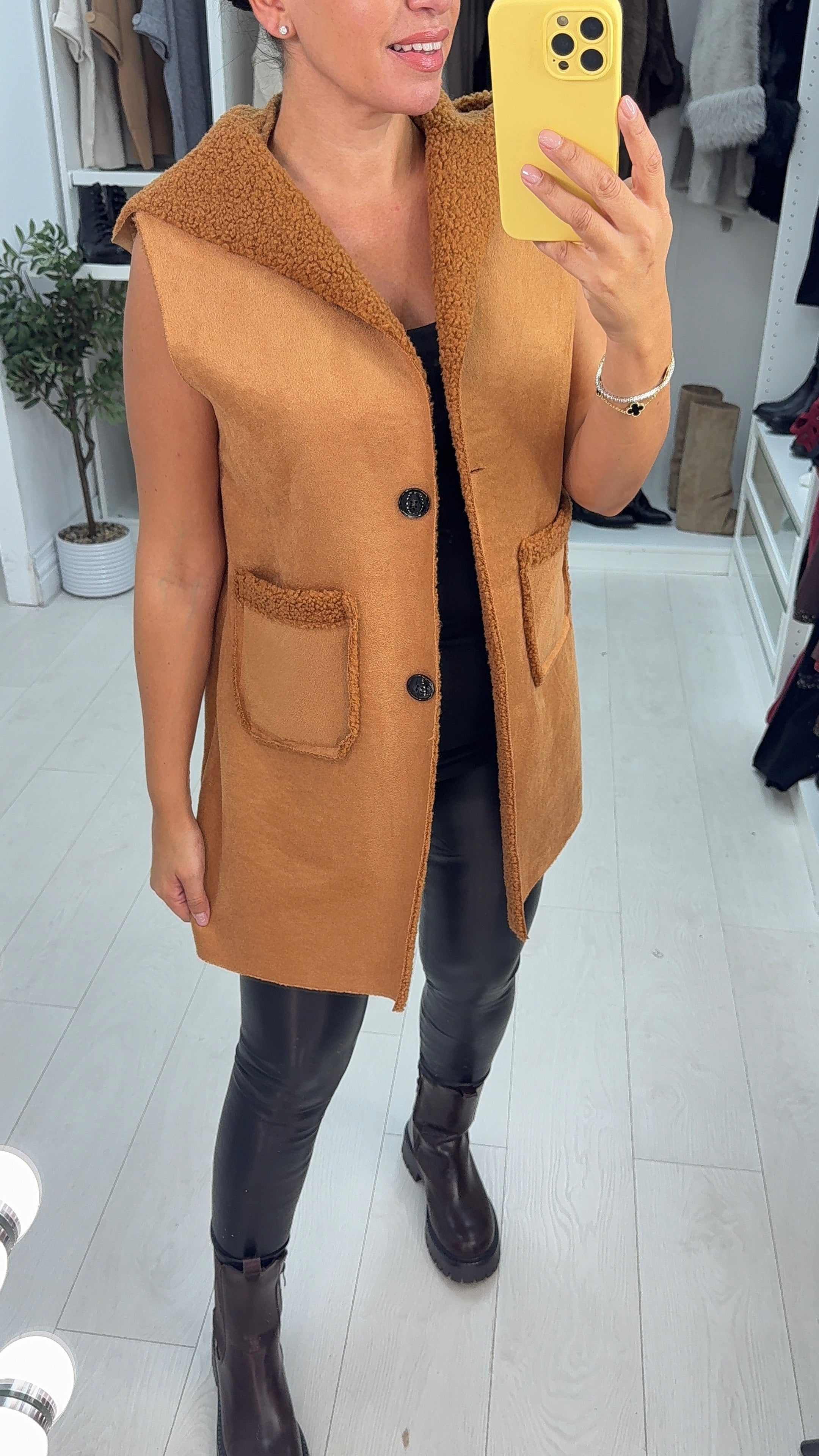 Freda Suede&Boucle Hooded Gilet