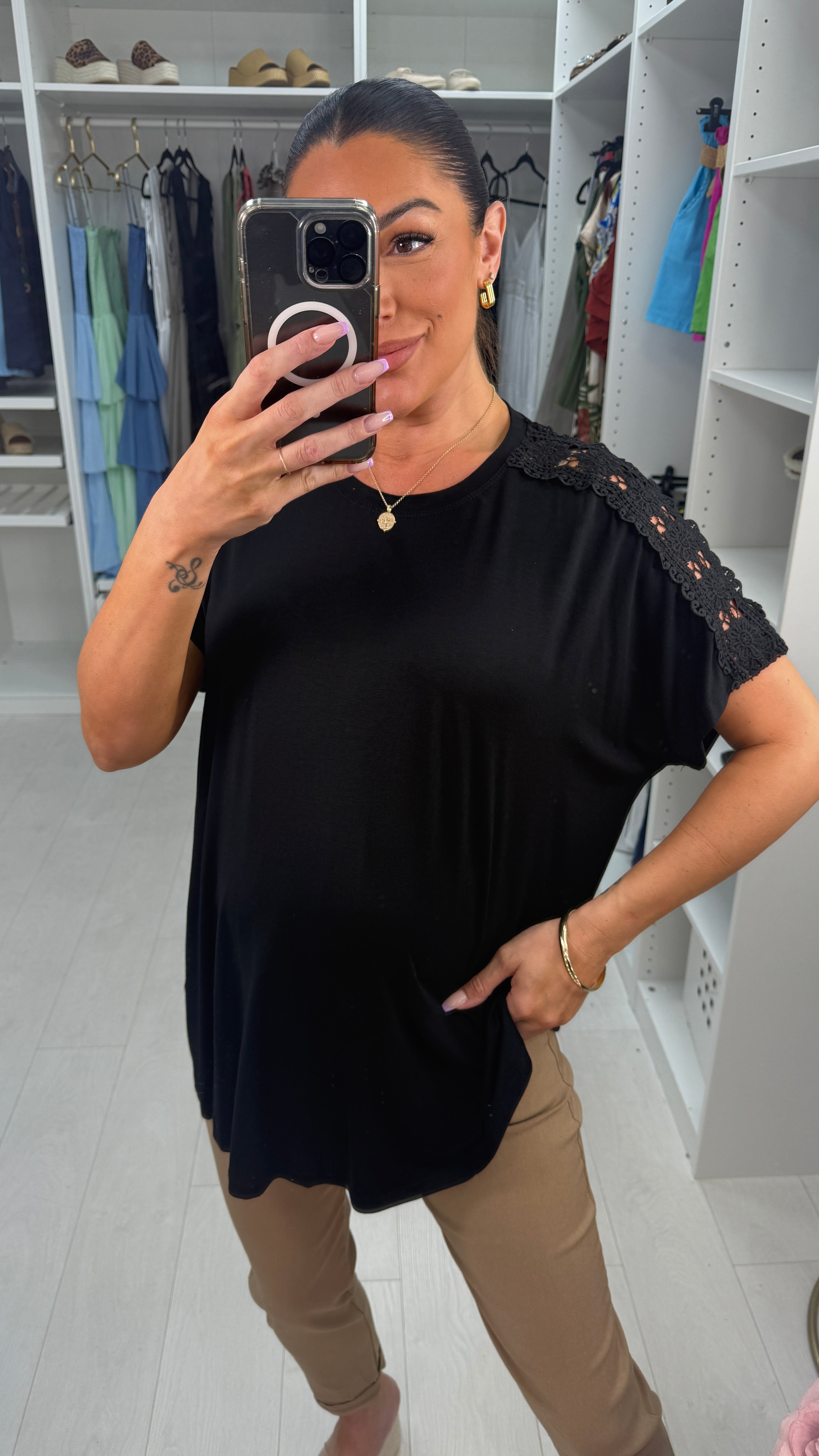 Miley Plain Floral Crochet Detailed T-Shirt