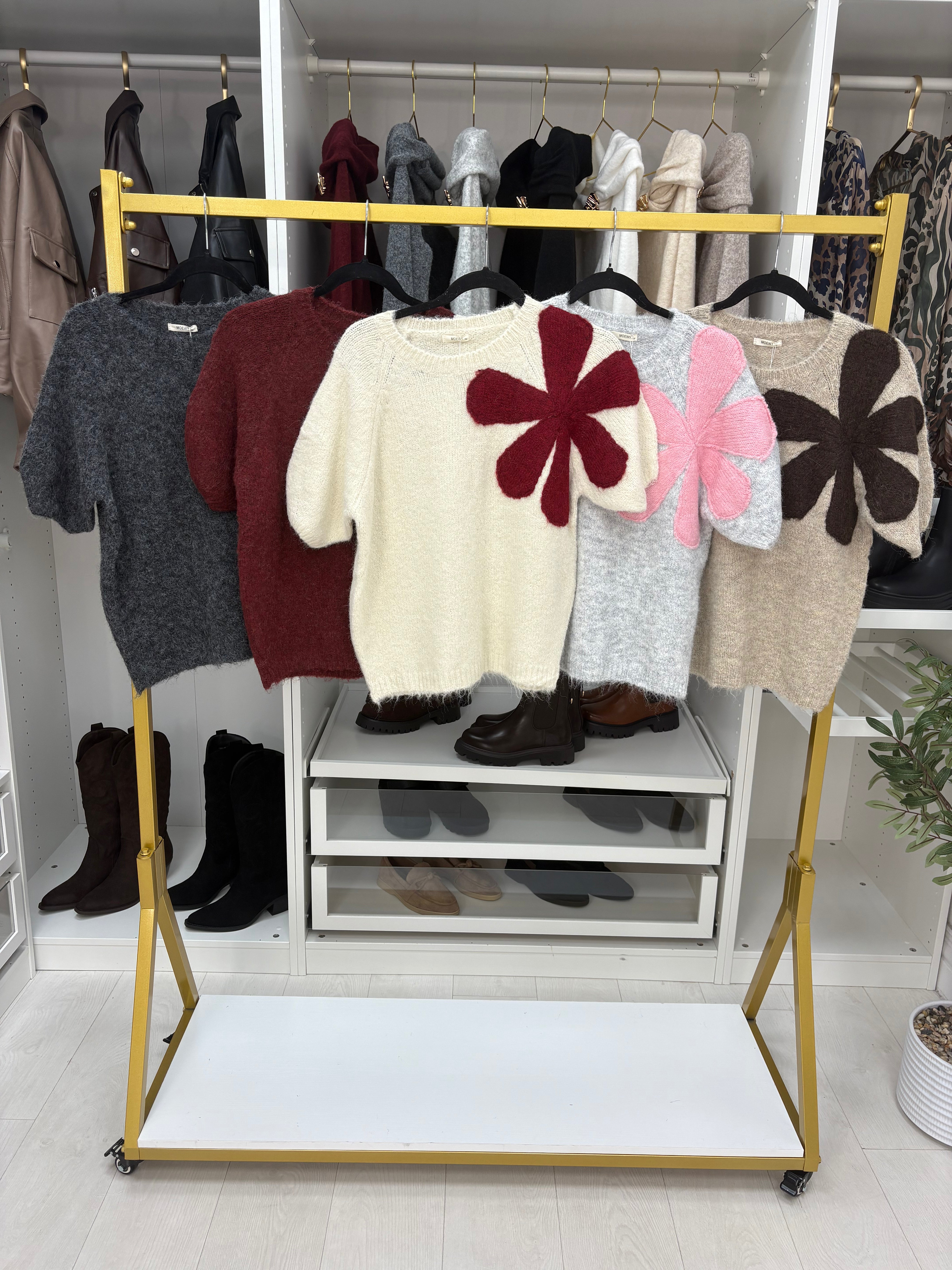 Louise Plain Flower Detail Super Soft Short Sleeve Jumper