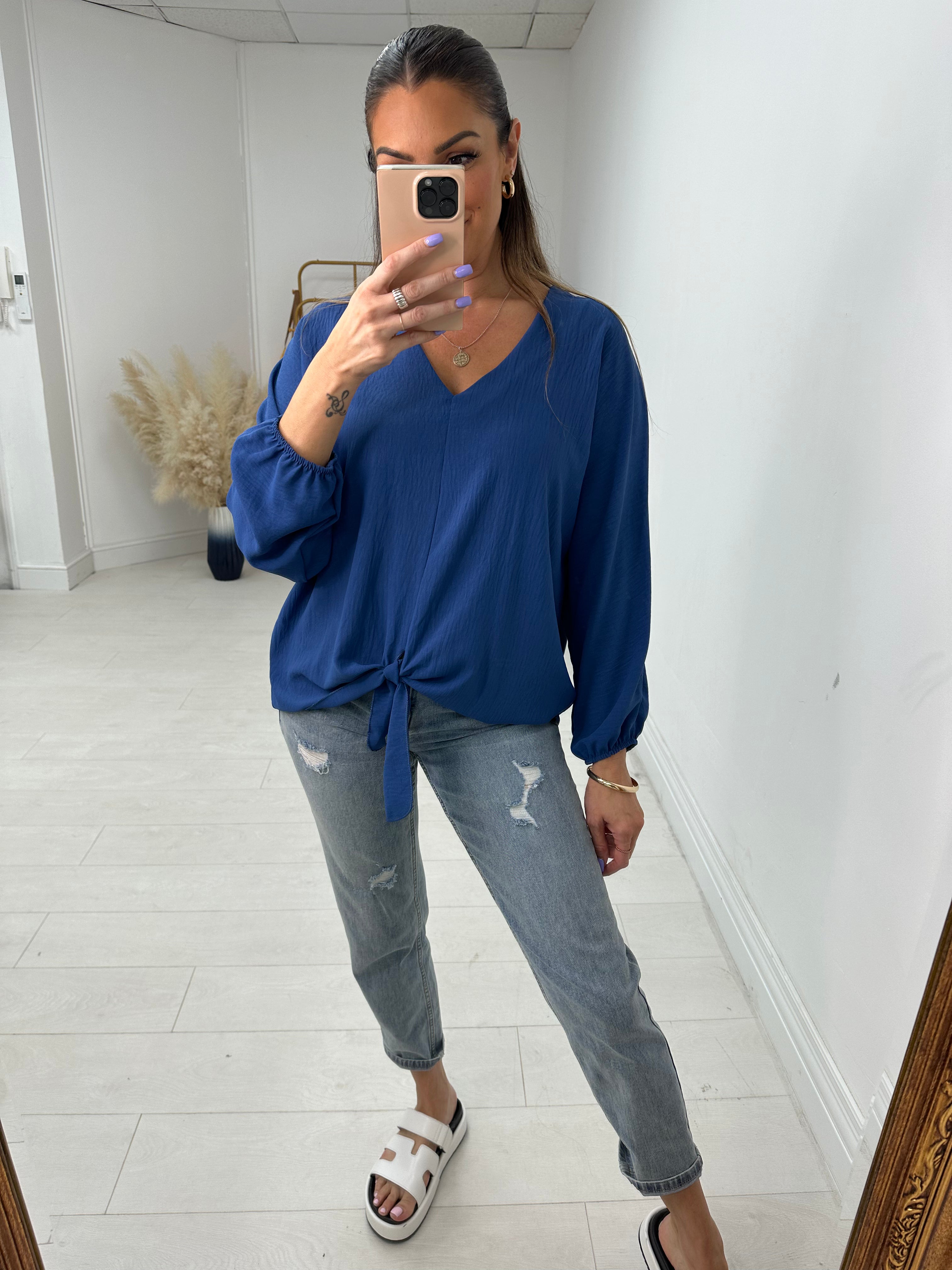 Lynne Knot Front Plain Top