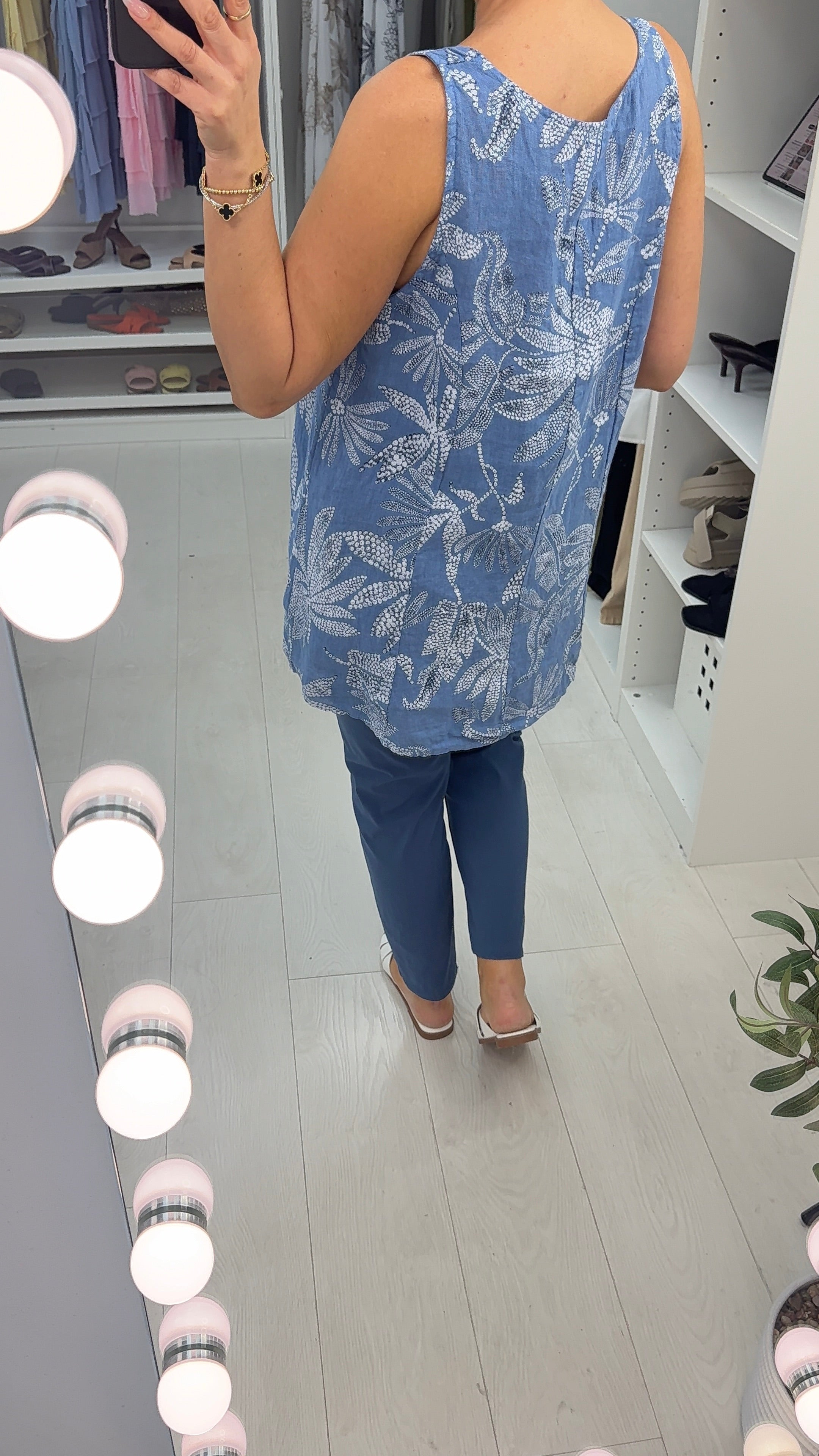 Nickie Floral Print Dipped Hem Linen Top