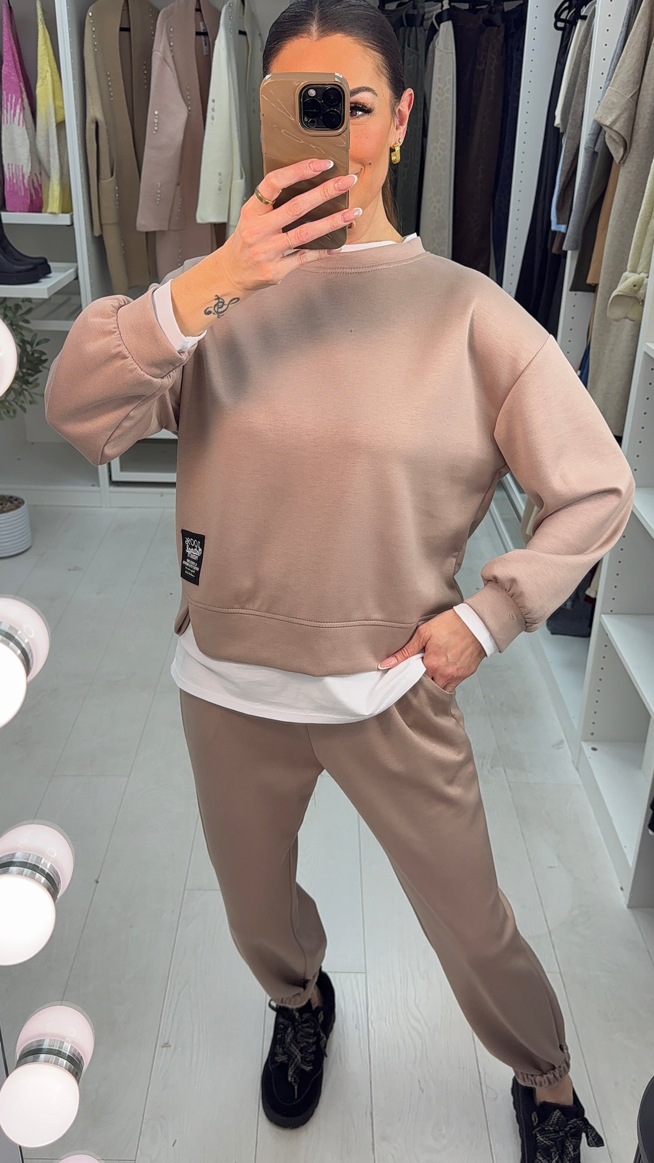 Paxton Plain Sweatshirt And Joggers Set