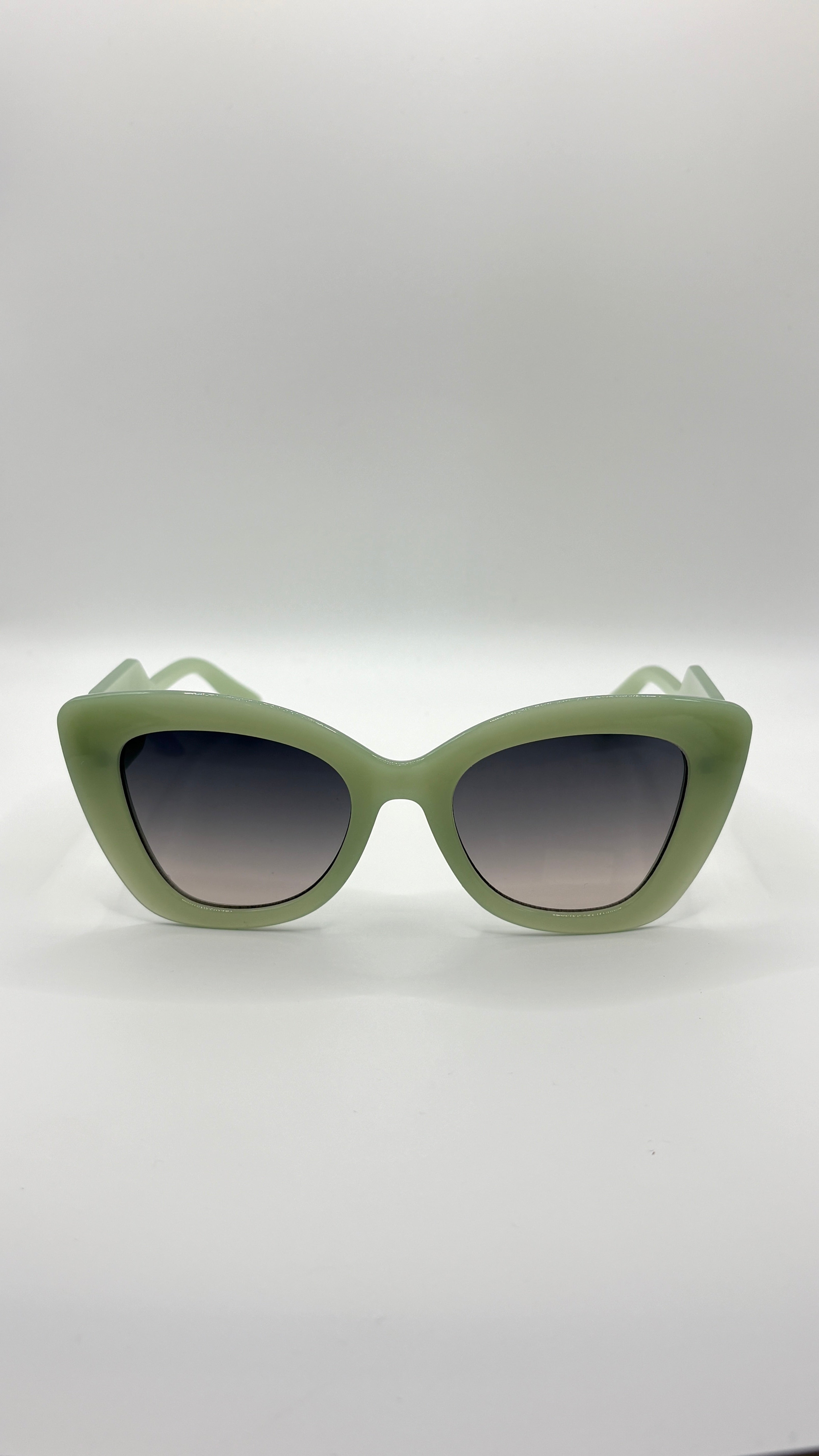 Callie Large Cat-Eye Sunglasses