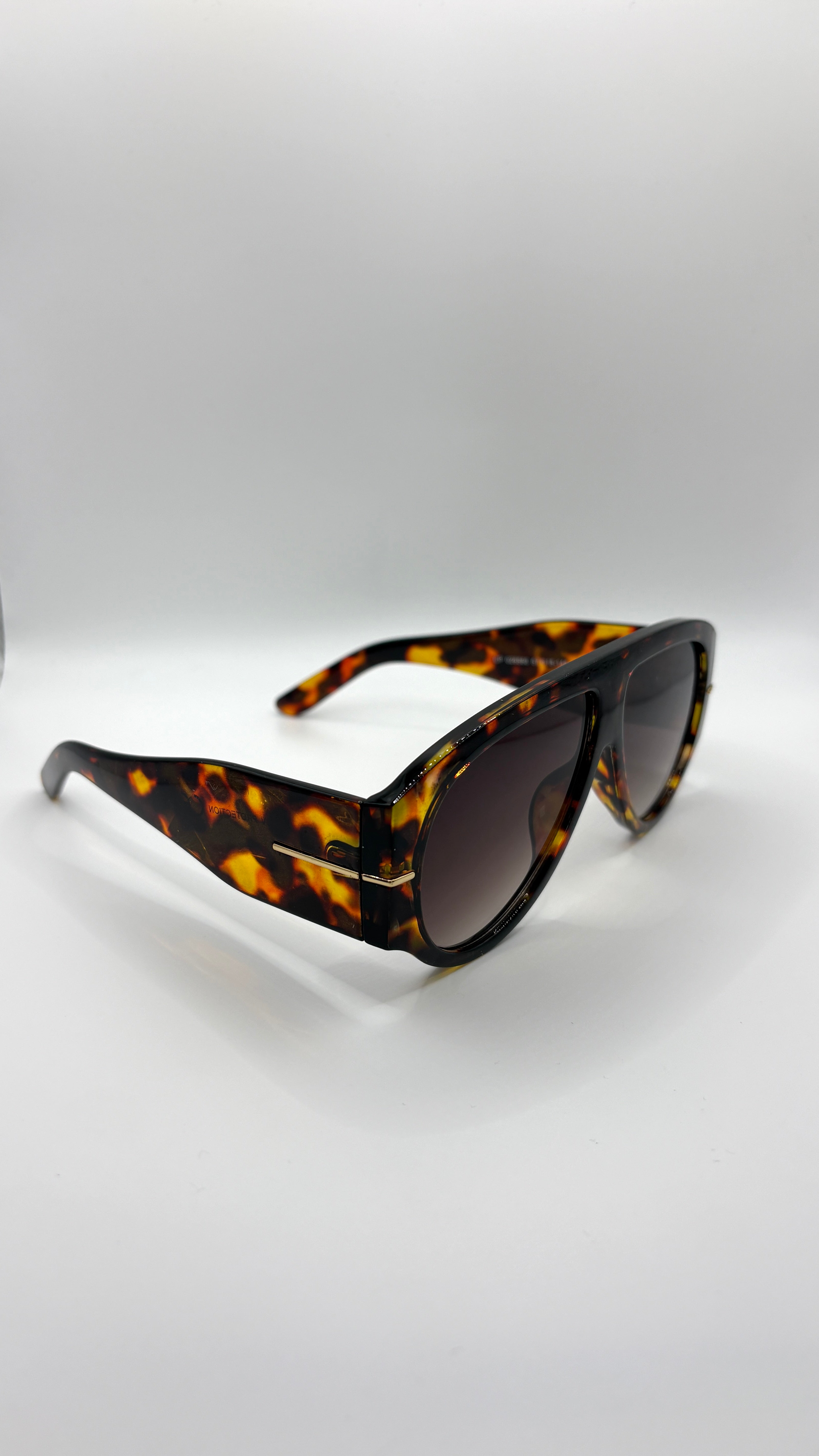 Bailey Large Aviator Sunglasses