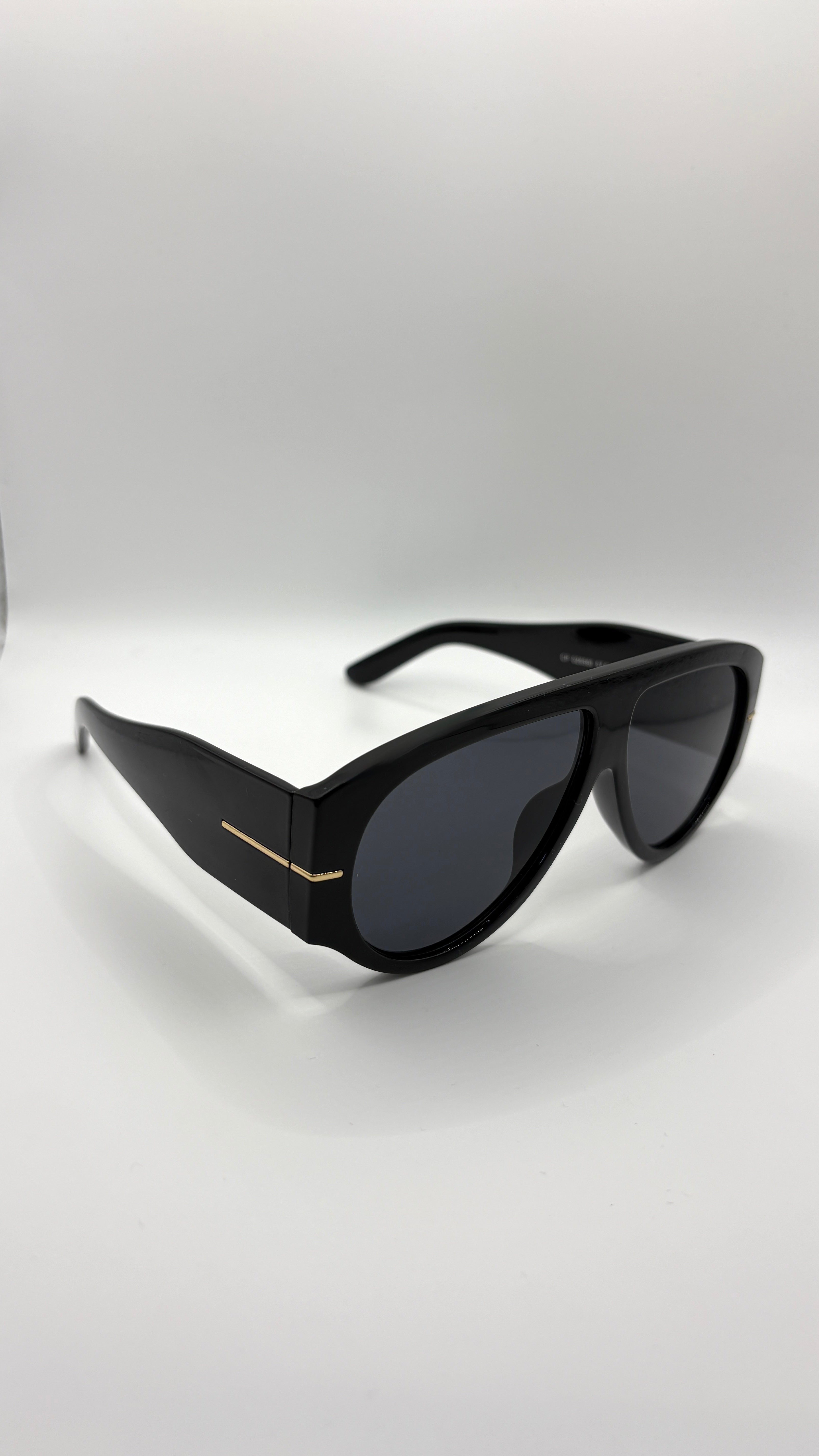 Bailey Large Aviator Sunglasses