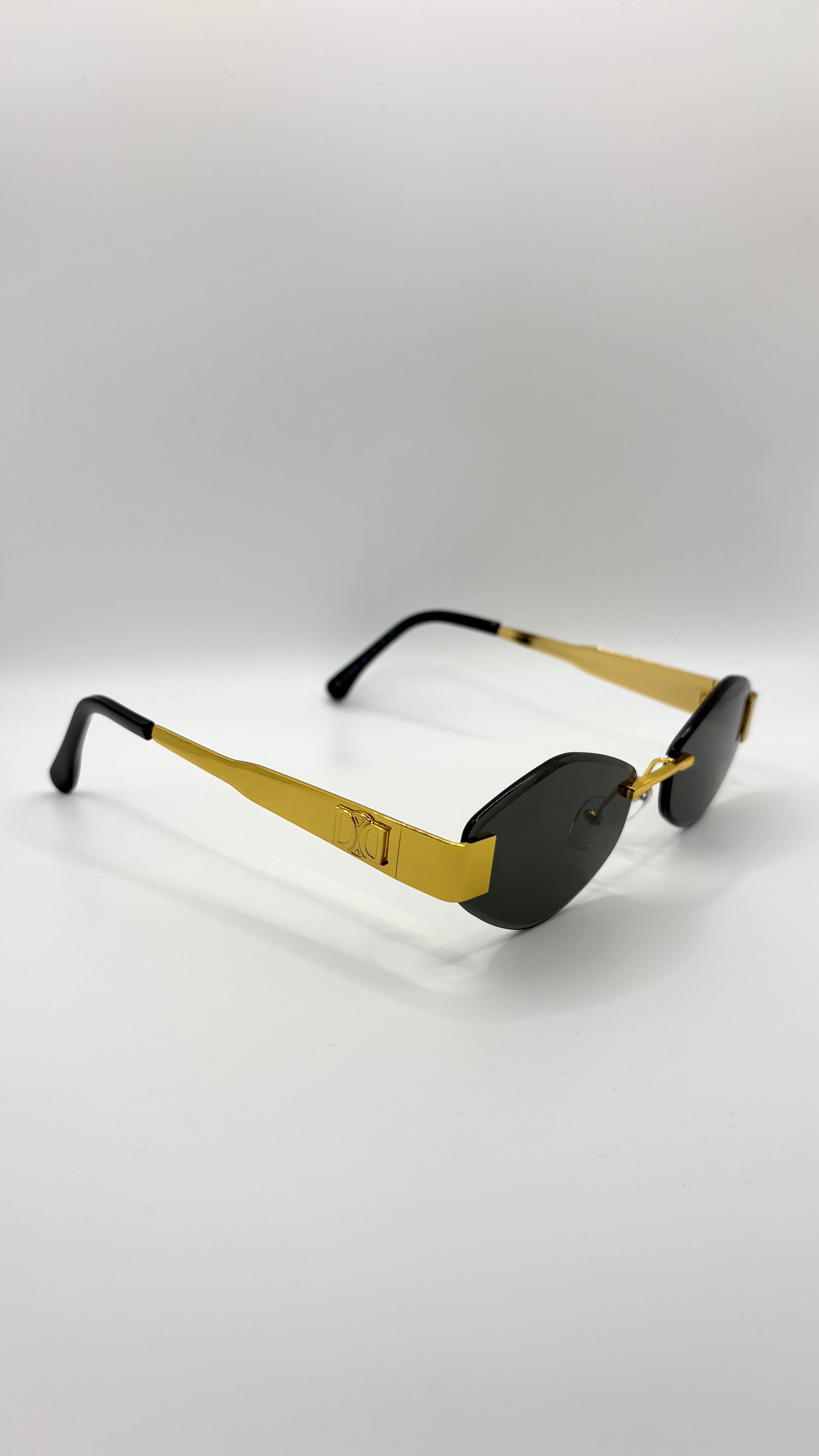 Dilly Small Oval Sunglasses