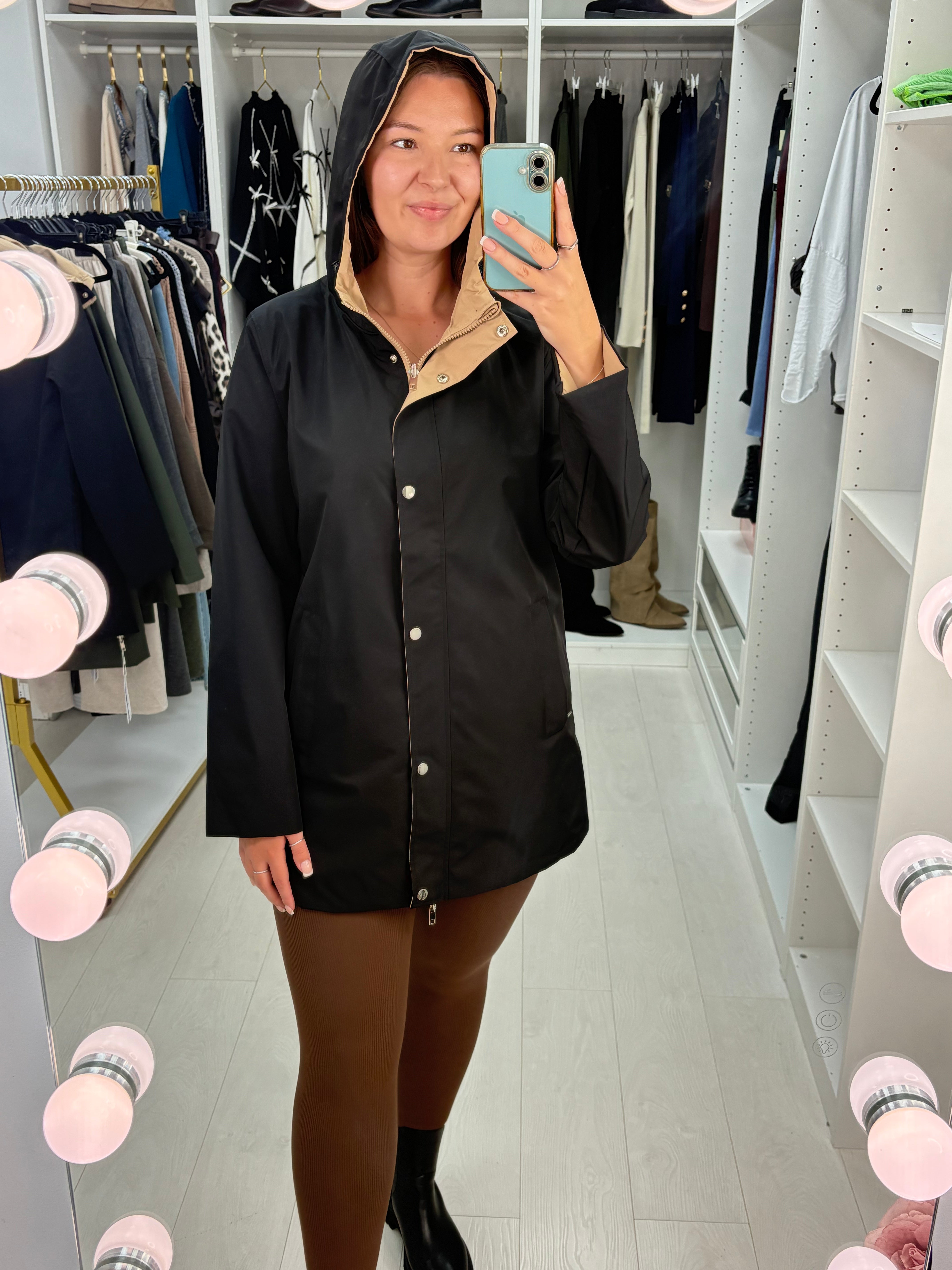 Vivia Plain Reversible Rain Coat