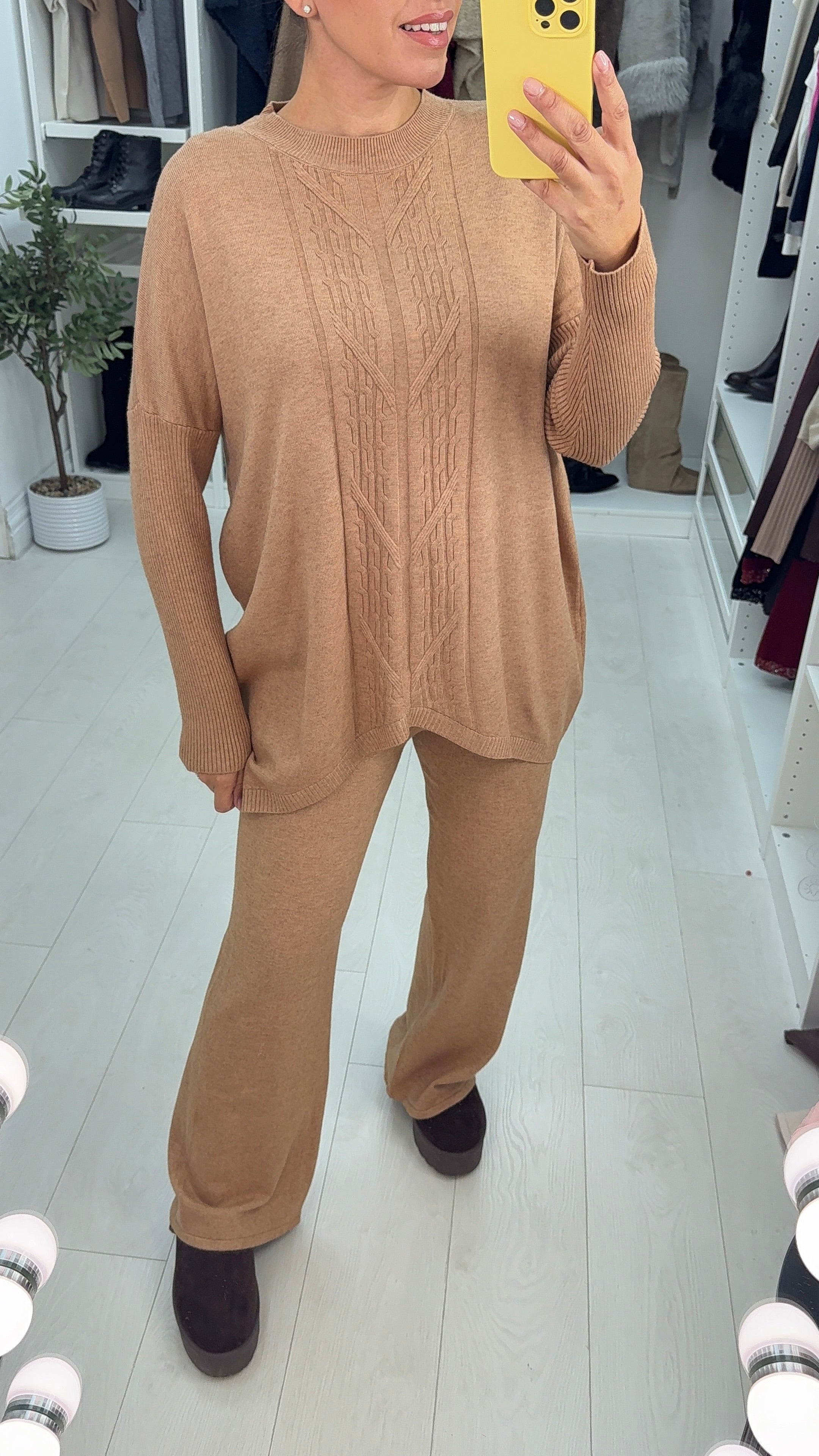 Zelda Plain Textured Detailed Loose Fit Loungewear Set