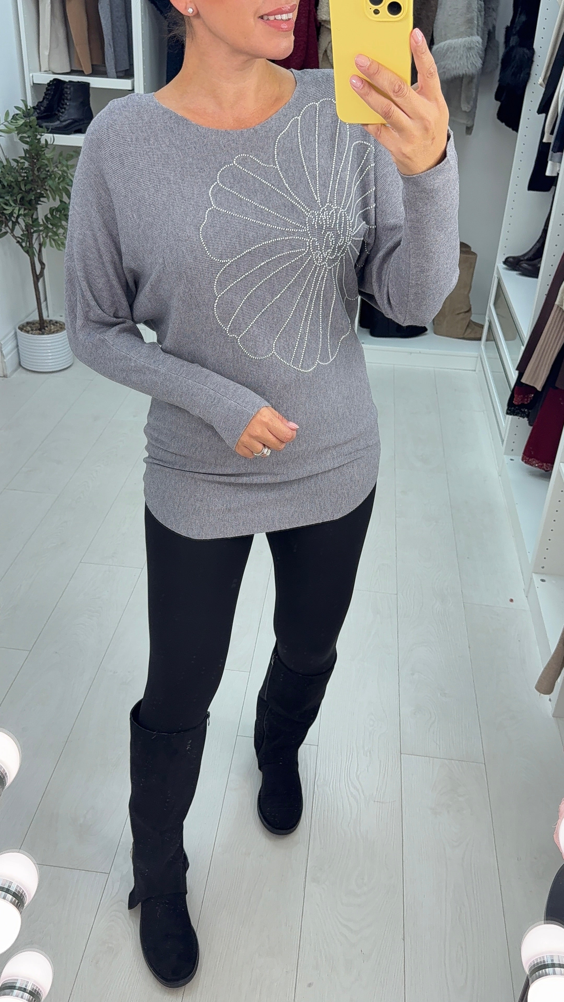 Dionne Embellished Flower Ribbed Knit Jumper