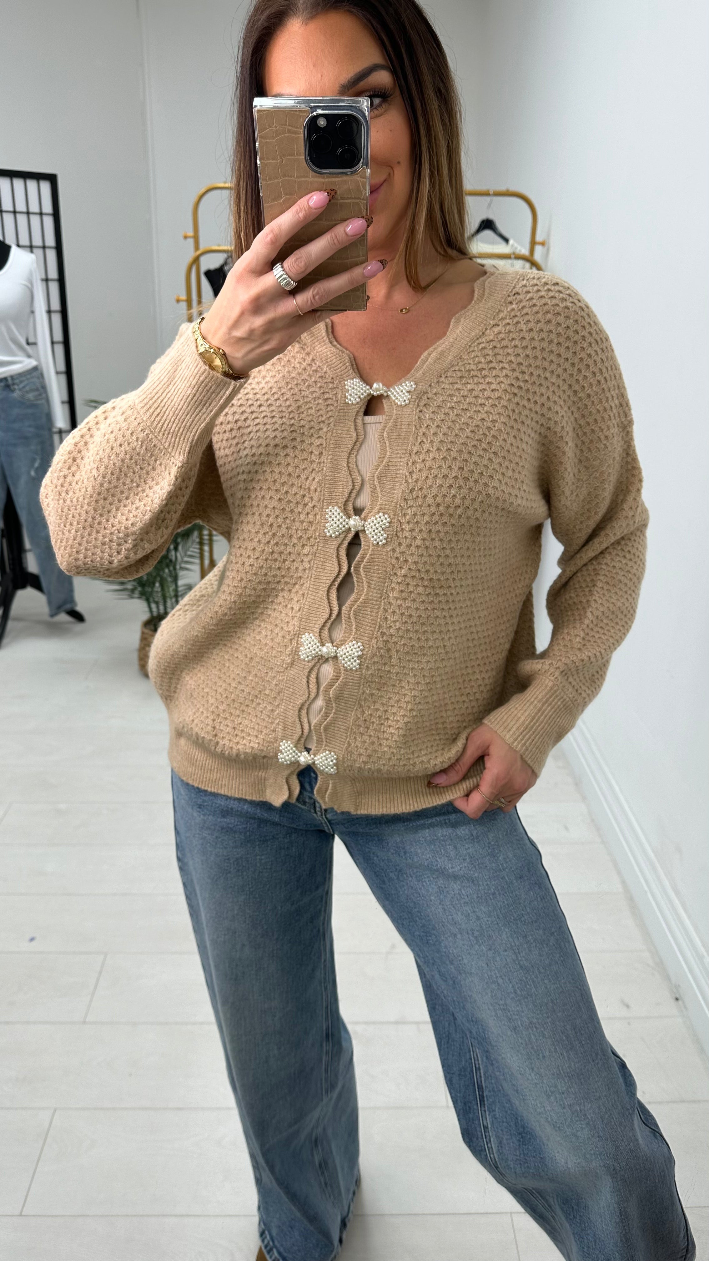 Clover Pearl Bow Detailed Knitted Cardigan