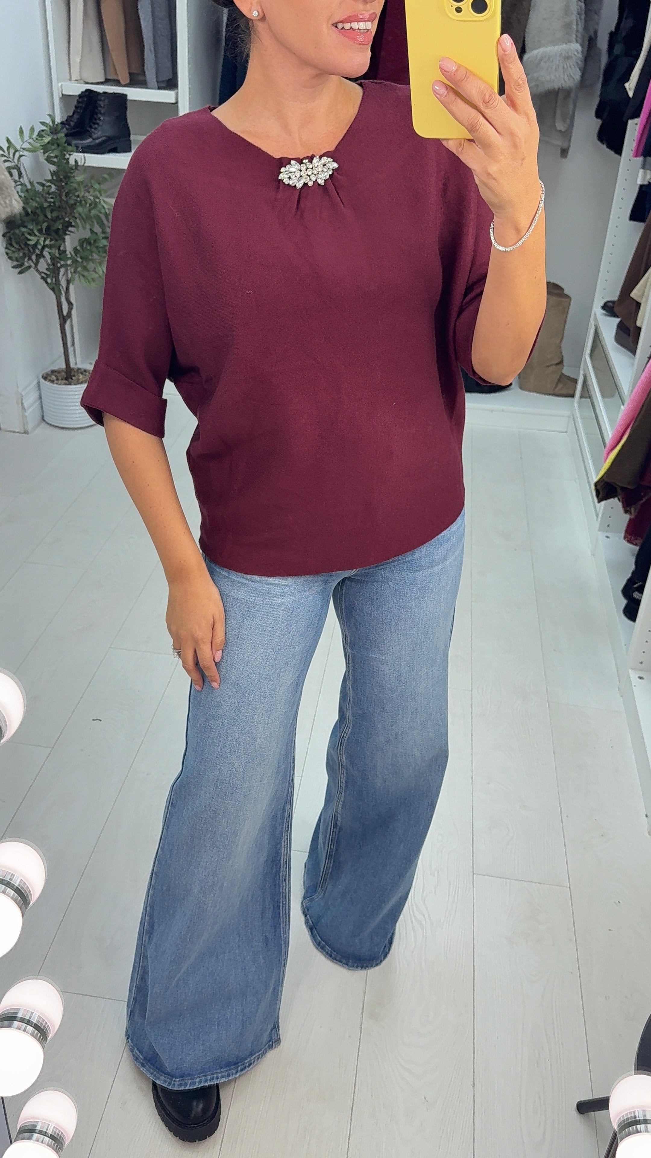 Felisa Plain Diamante Brooch Detail Short Sleeve Knit Jumper