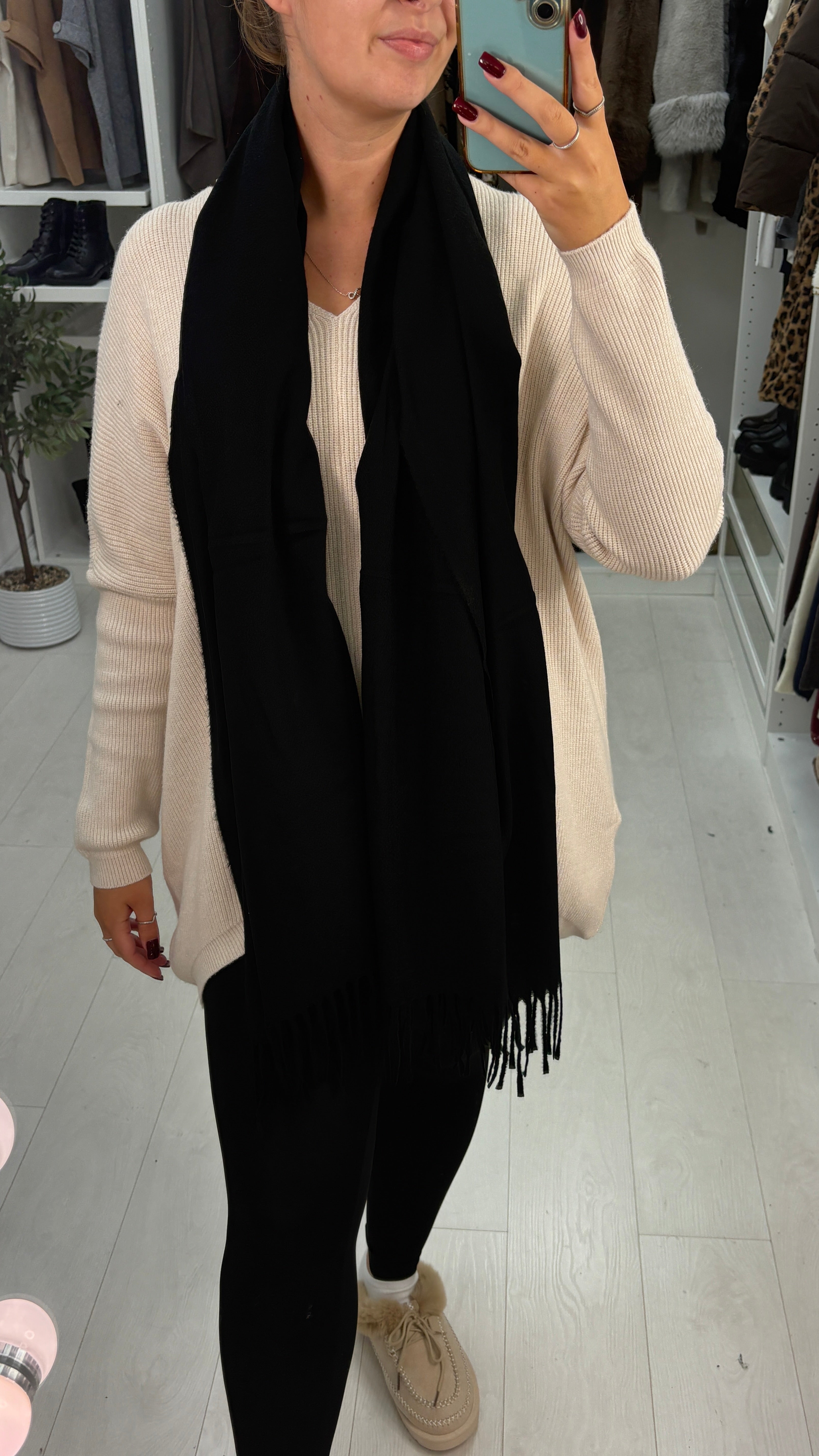 Pippi Plain Super Soft Scarf