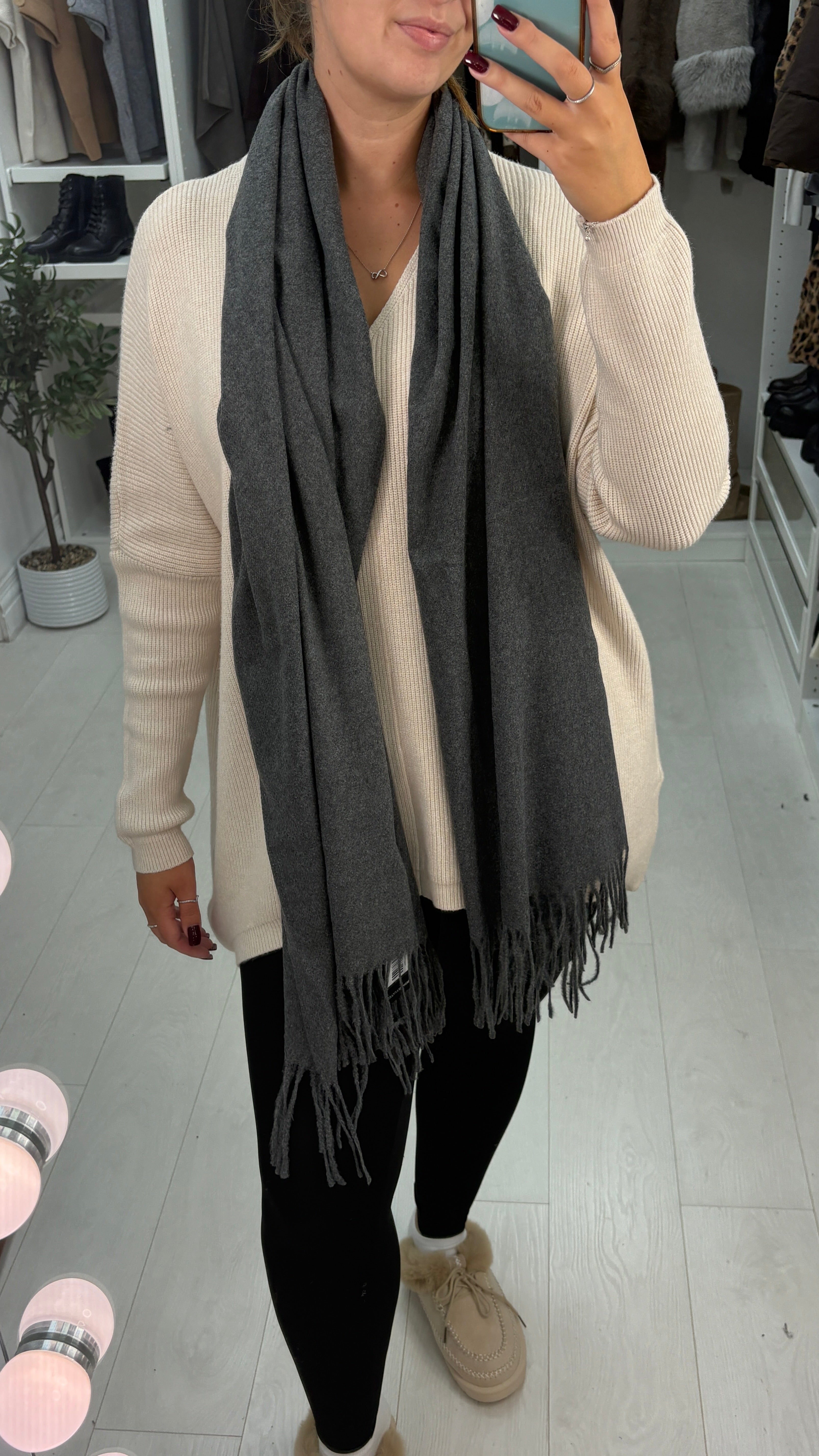 Pippi Plain Super Soft Scarf