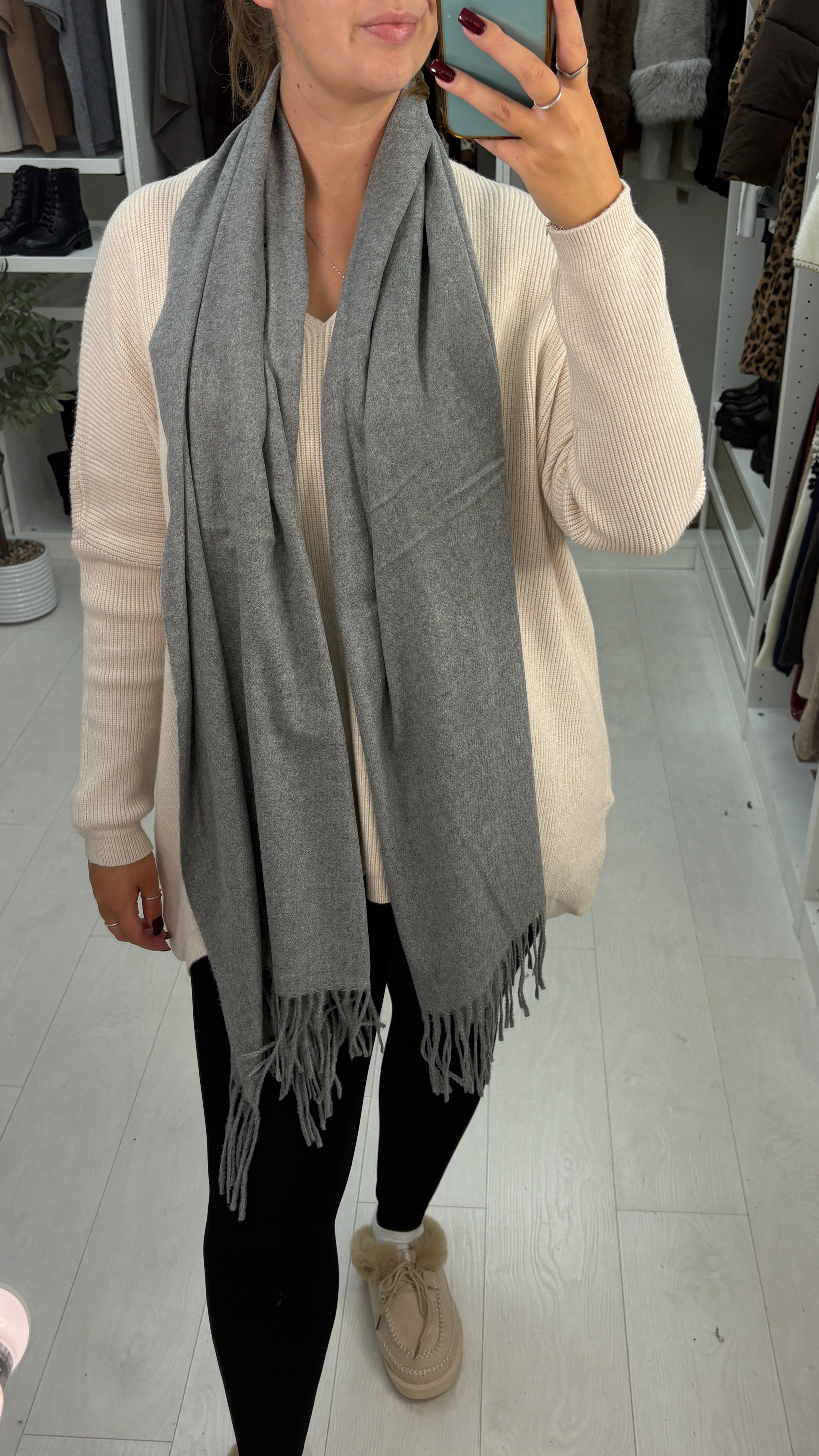 Pippi Plain Super Soft Scarf