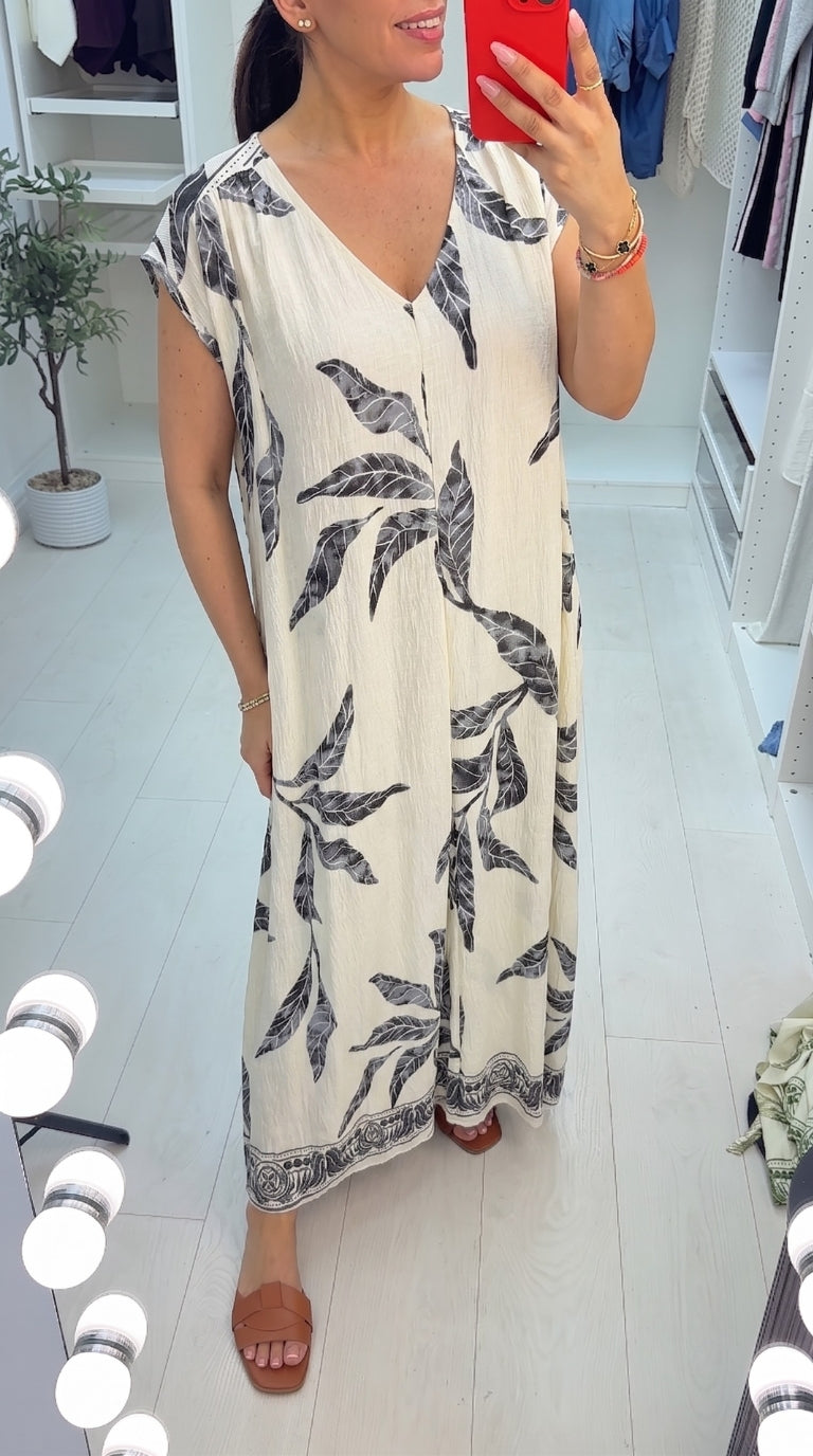 Izella Leaf Print Floaty Maxi Dress