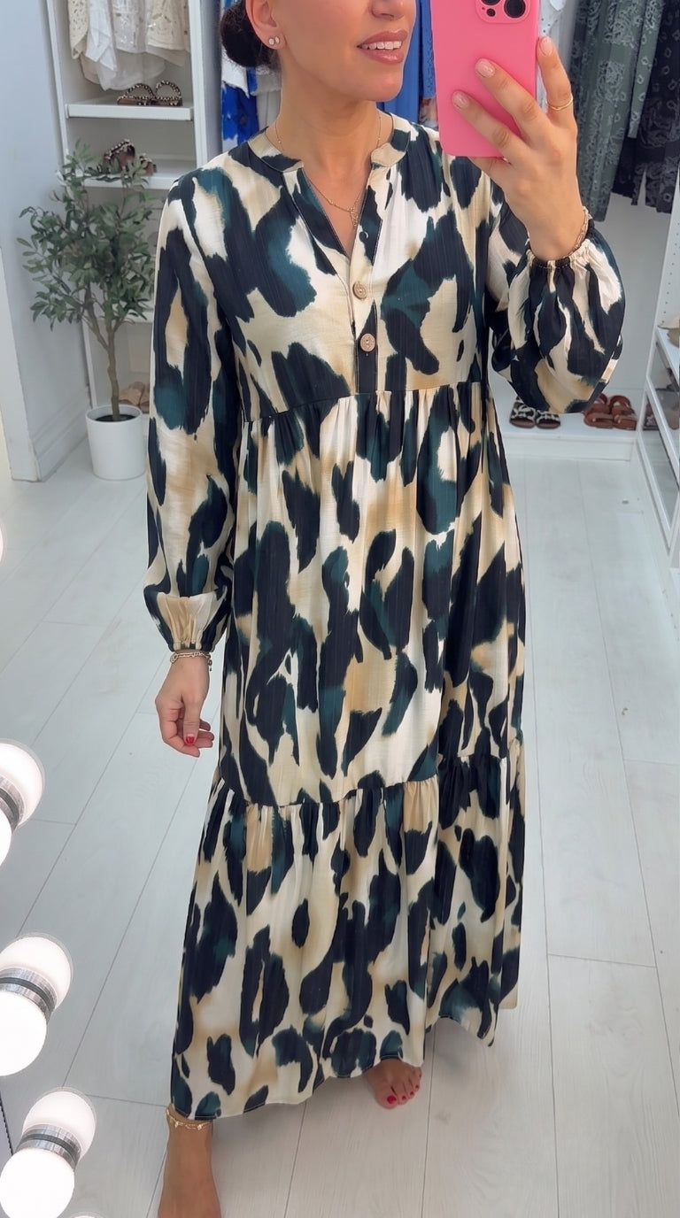 Kelsey V Neck Cheetah Print Smock Maxi Dress