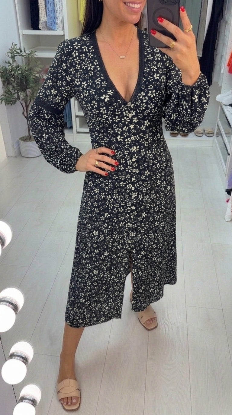 Mireya Lace Trimmed Floral Magic Dress
