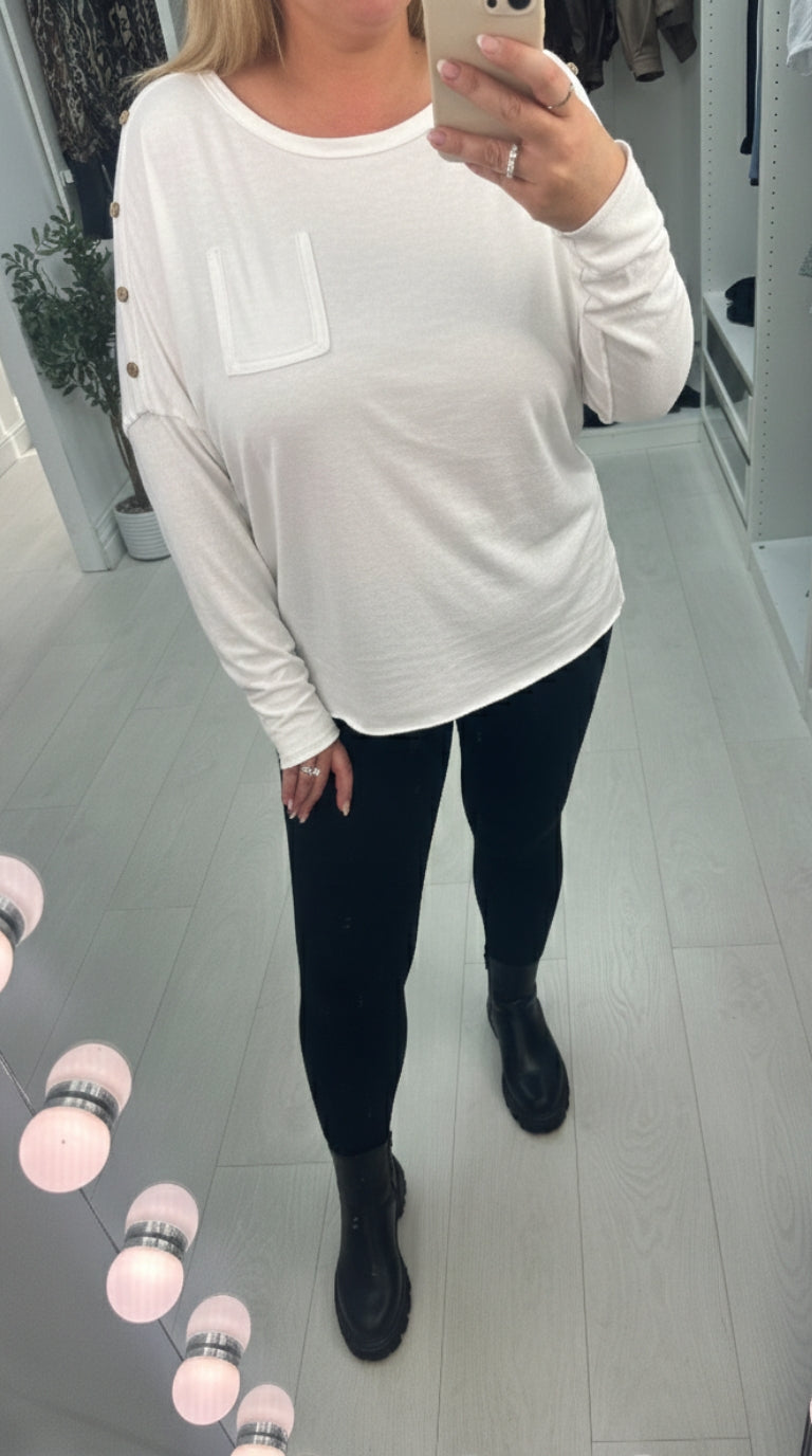 Pippy Plain Button Detail Long Sleeve Top